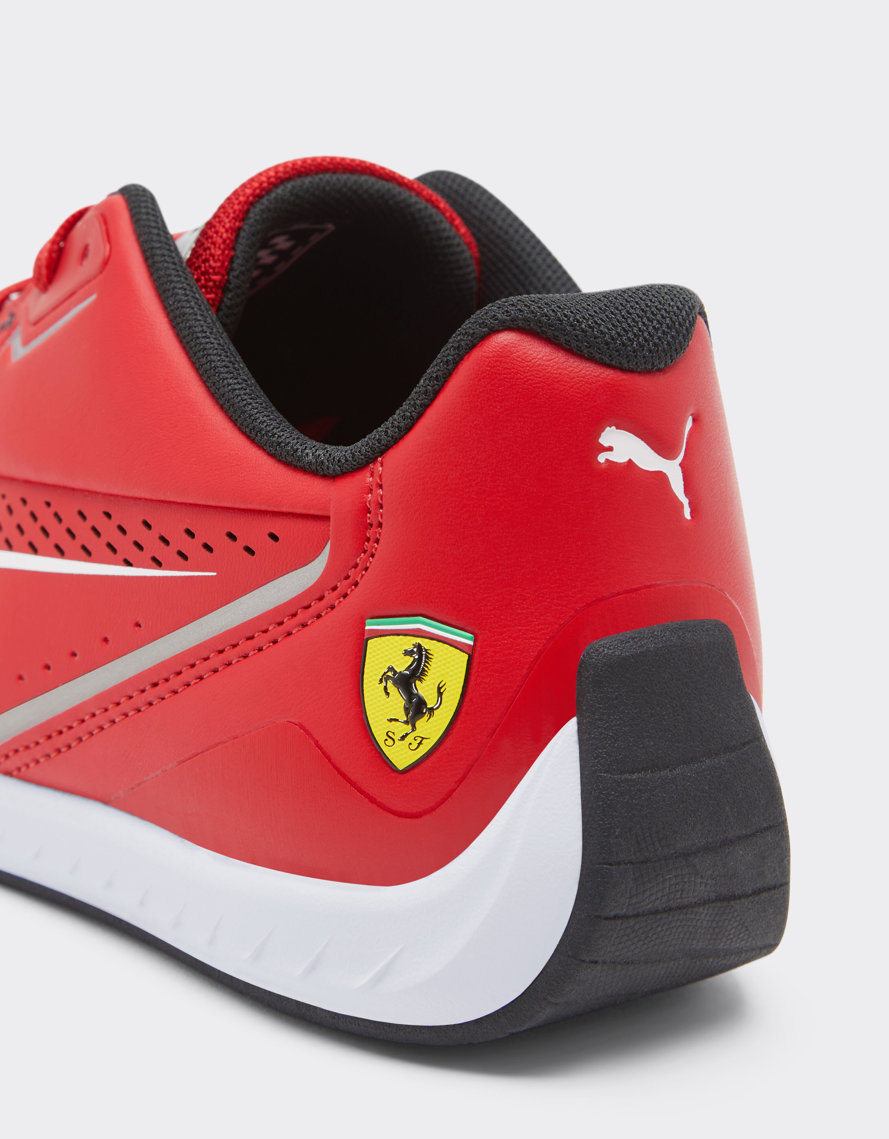 Ferrari Puma for Scuderia Ferrari Drift Cat 11 youth trainers Red LA064fK