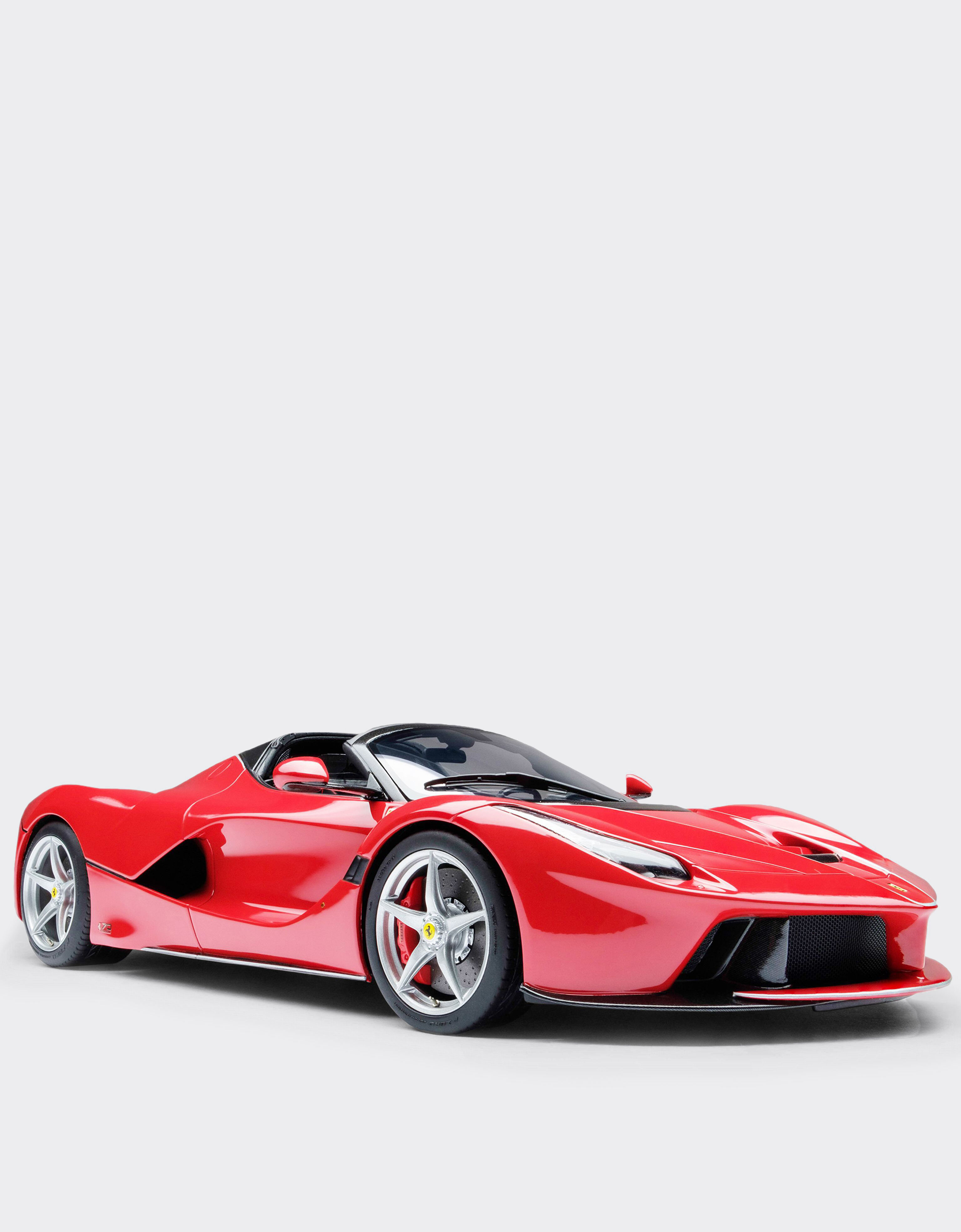 Ferrari Modello LaFerrari Aperta in scala 1:18 Red F1349f