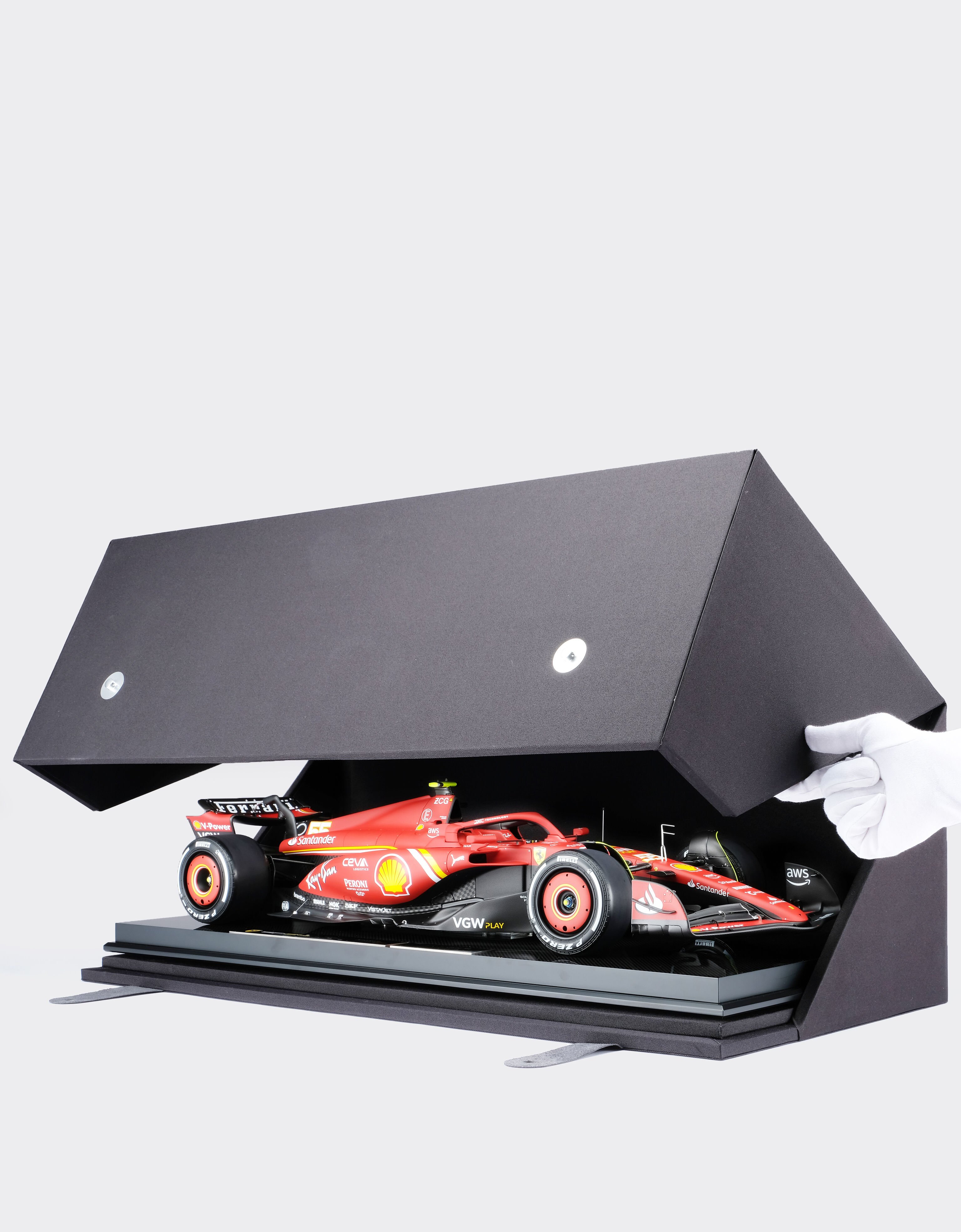 Ferrari 法拉利SF-24卡洛斯·塞恩斯2024年澳大利亚大奖赛模型，比例1:8 赛车红 F1484f