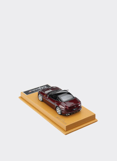Ferrari Modellauto Ferrari California T im Maßstab 1:43 Rot 14168f