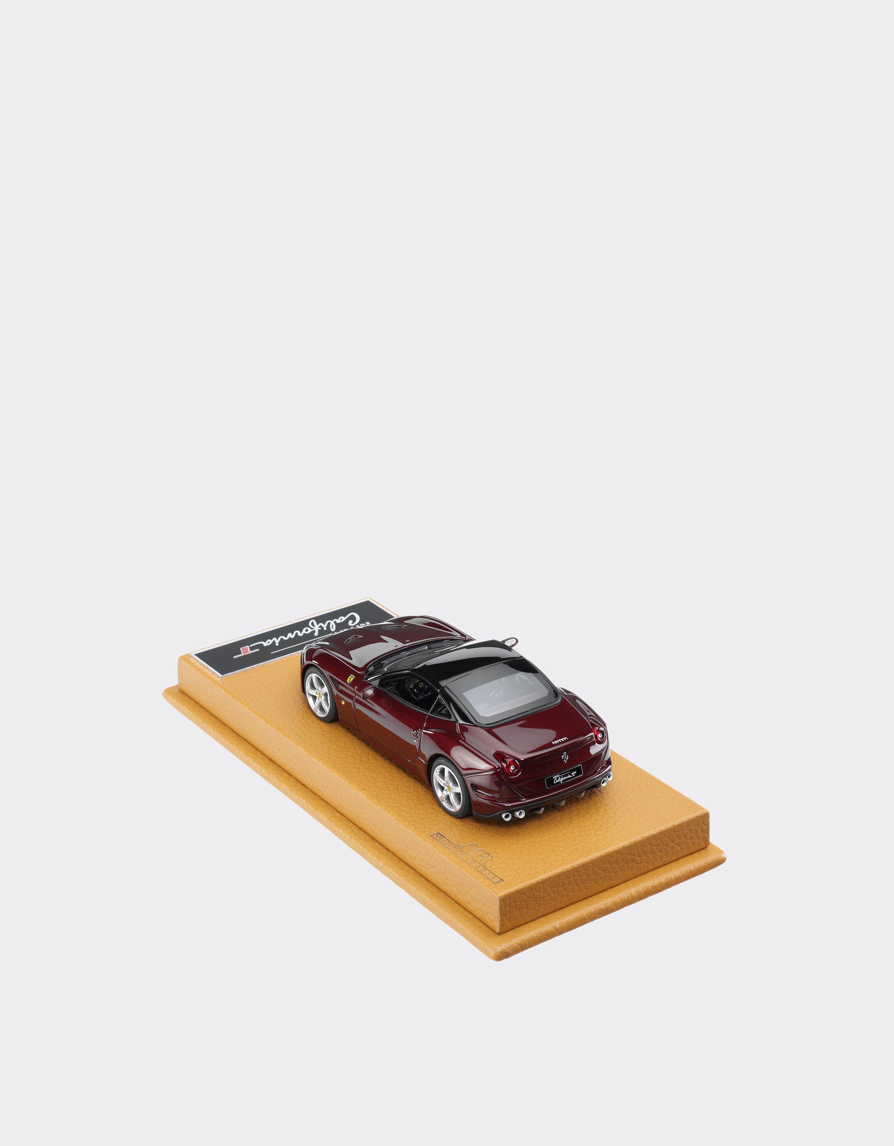 Ferrari Modellauto Ferrari California T im Maßstab 1:43 Rot 14168f