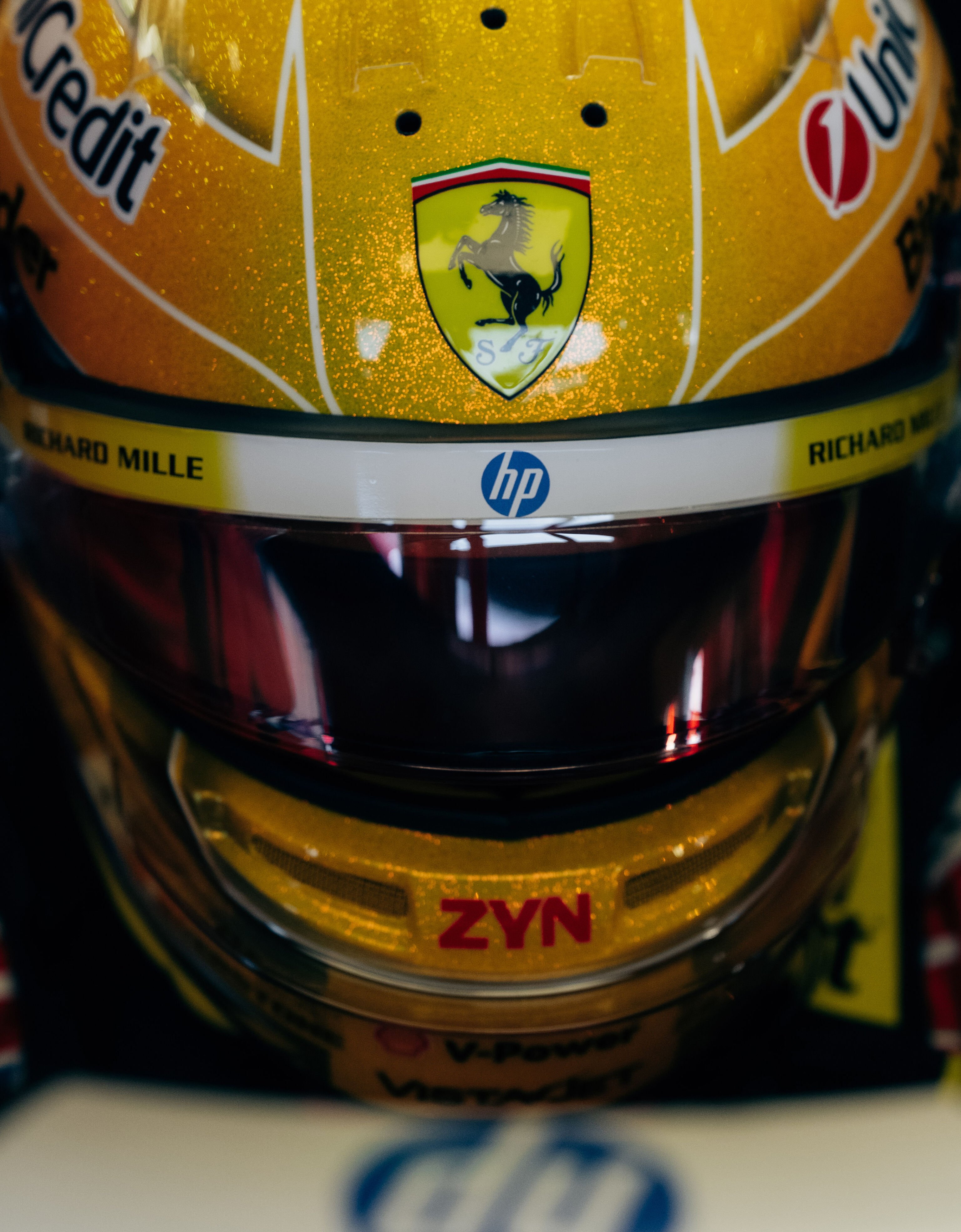 Lewis Hamilton Silverstone Special Edition 2026 Mini Helmet, 1:2 Scale Ferrari Lewis Hamilton Silverstone Special Edition 2026 Mini Helmet, 1:2 Scale Multicolore LO0R2673EXT0001f
