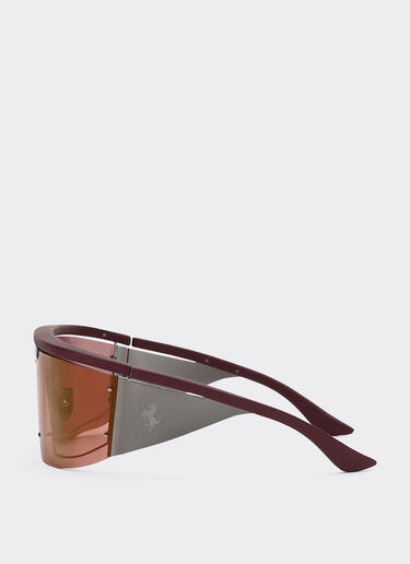 Ferrari Gafas de sol Ferrari de edición limitada de metal y cuero con cristales rojo oscuro Rojo oscuro LA0F5f