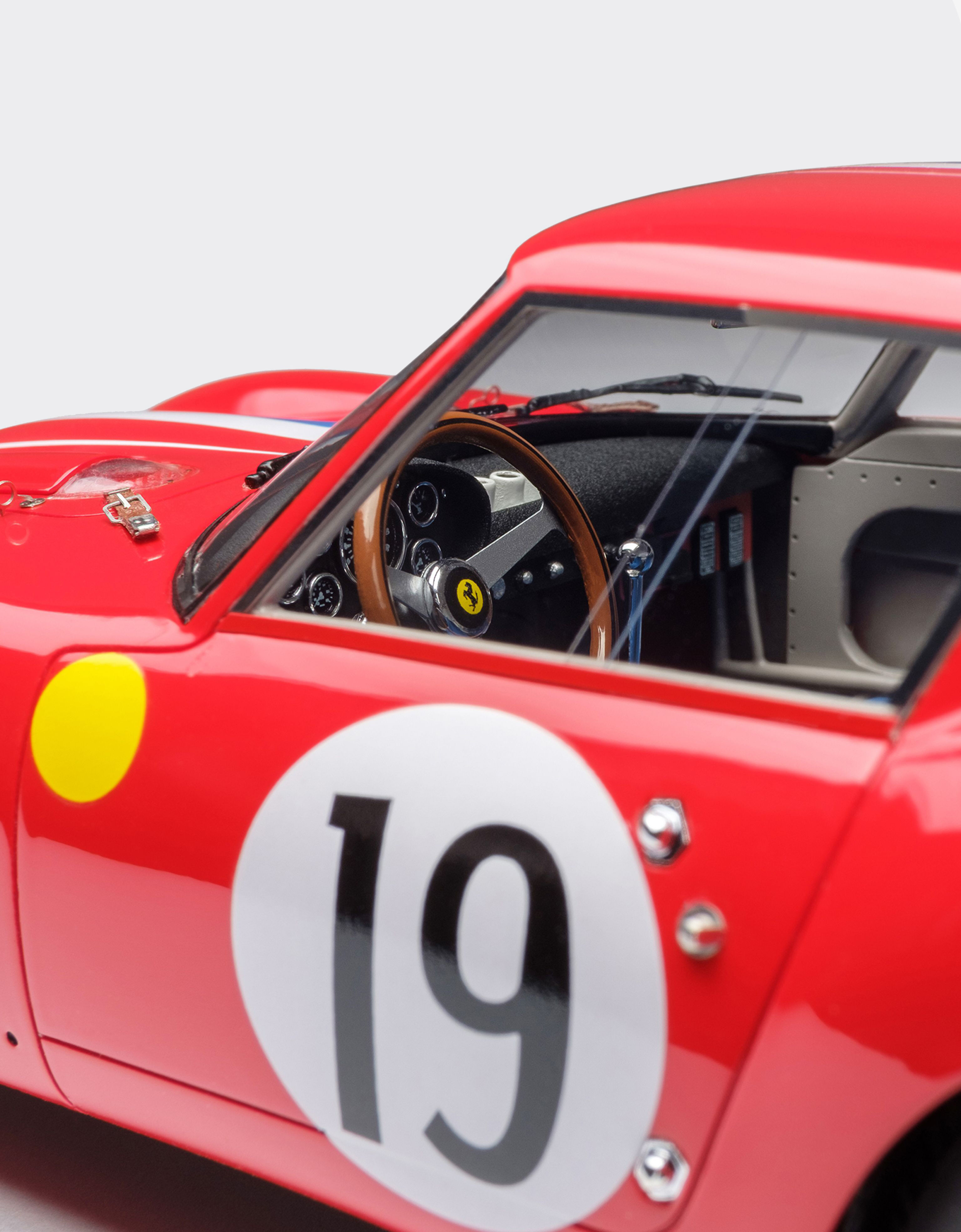 Ferrari 250 GTO 1962 Le Mans model in 1:18 scale