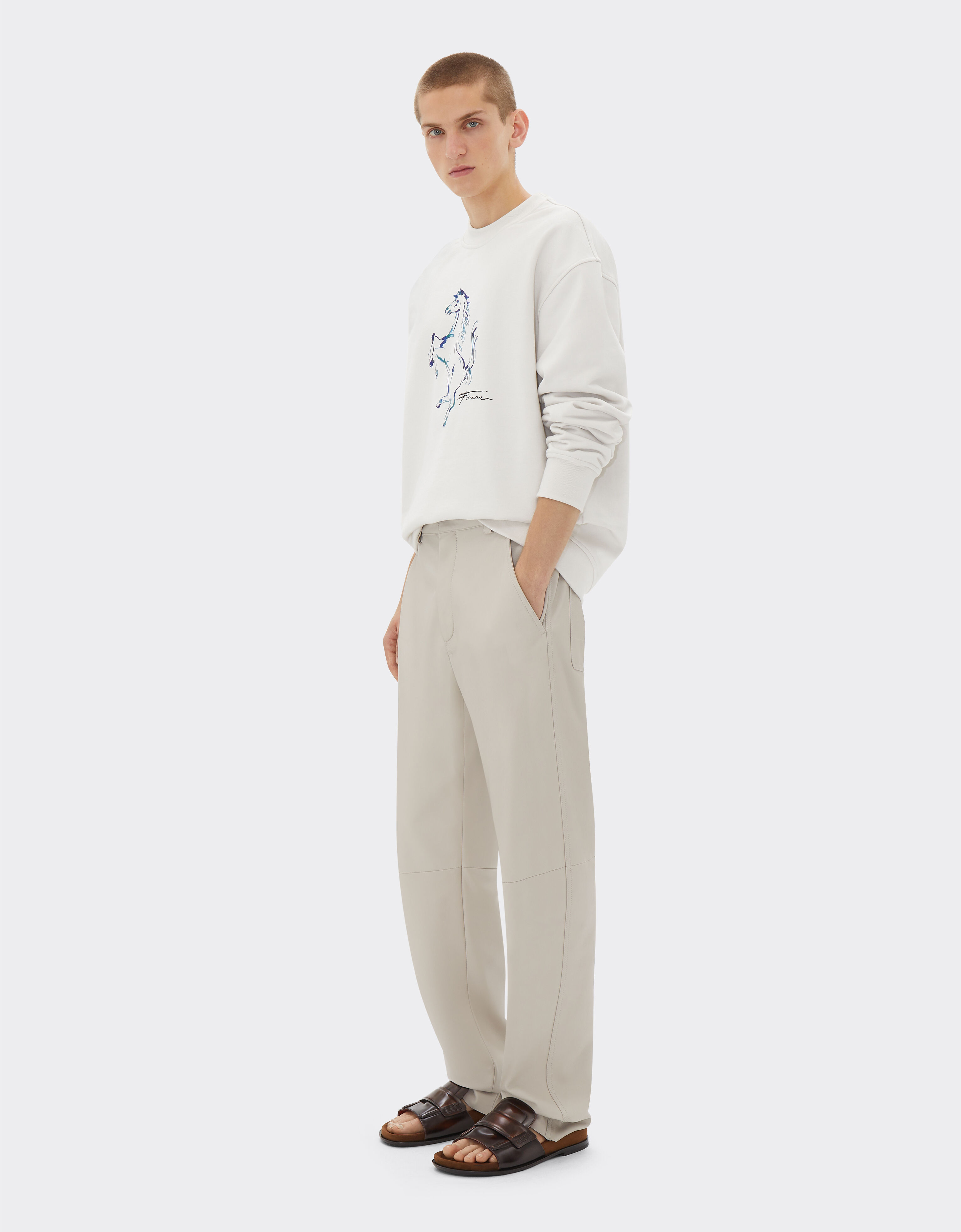 Ferrari Sweatshirt mit tänzelnder Pferdegrafik Ecru 22057f