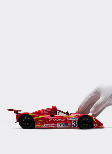 Ferrari Ferrari 333SP Le Mans model in 1:18 scale Red L7589f