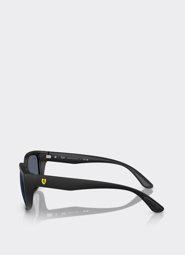 Ferrari Ray-Ban für Scuderia Ferrari RB4443M in schwarzem PEEK mit dunkelgrauen Gläsern Mattschwarz F1519f