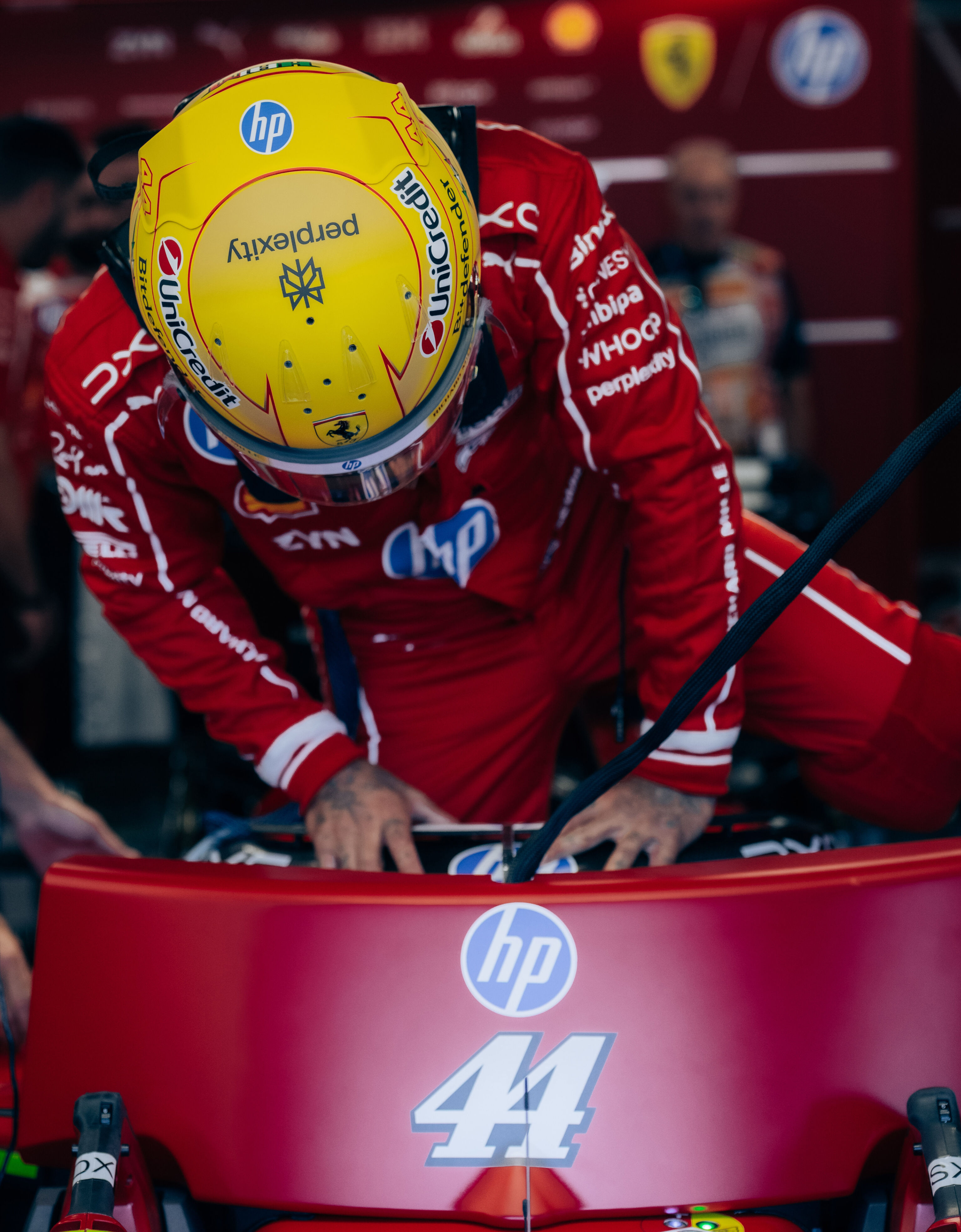 フェラーリ®F1ヘルメットコレクション | Ferrari® Store