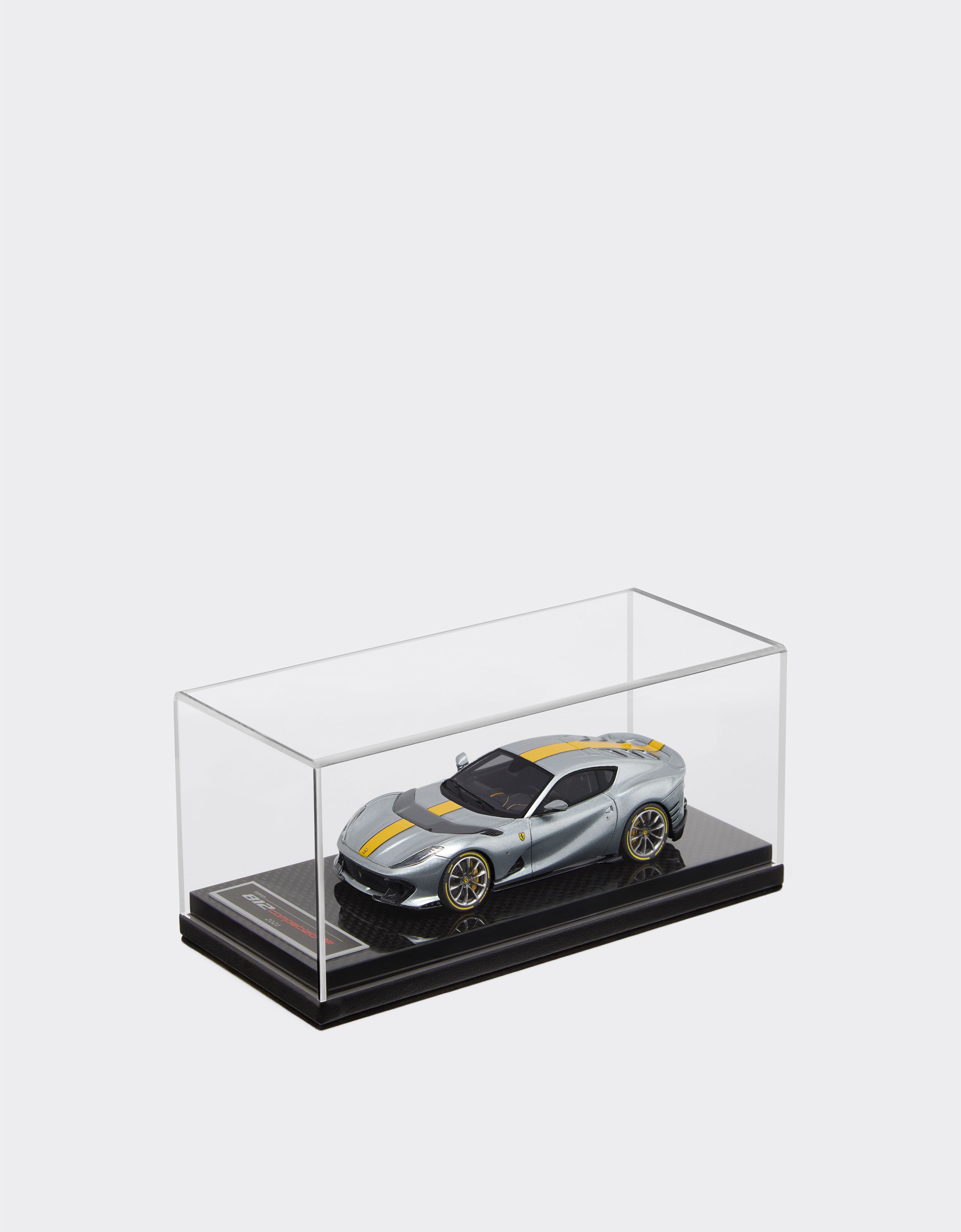 Ferrari Modelo Ferrari 812 Competizione a escala 1:43 Fantasia 47302f