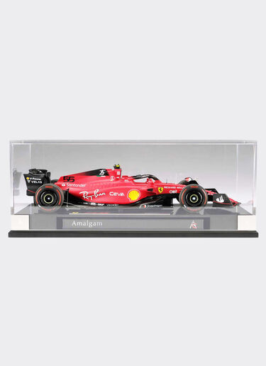 Ferrari Ferrari F1-75 model Carlos Sainz in 1:18 scale Rosso Corsa F0886f