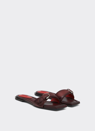 Flache Sandalen aus Leder Ferrari Flache Sandalen aus Leder Rosso Maison 49995f