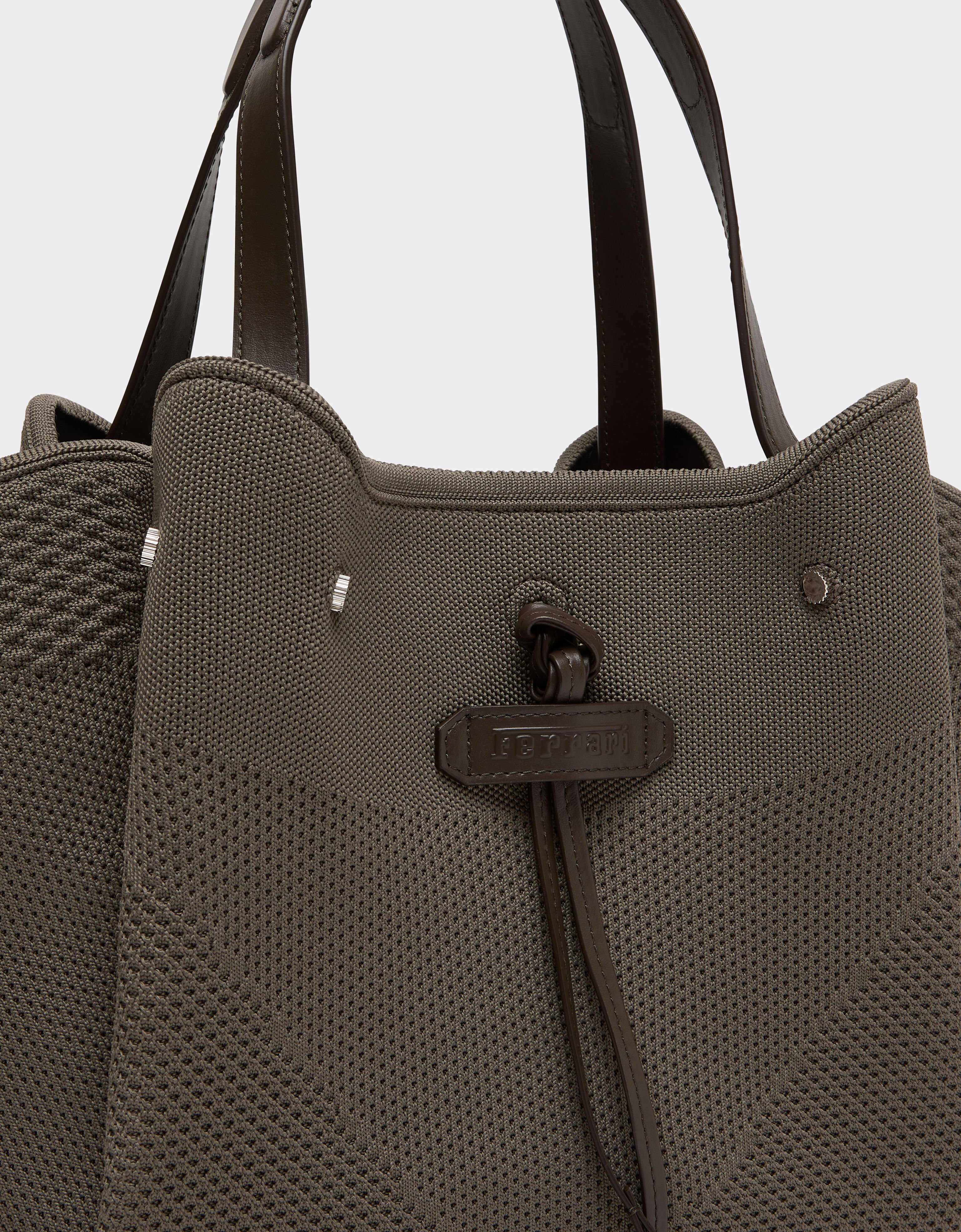 Ferrari Bolso tote pequeño Ferrari en malla y piel Khaki Green 50416f