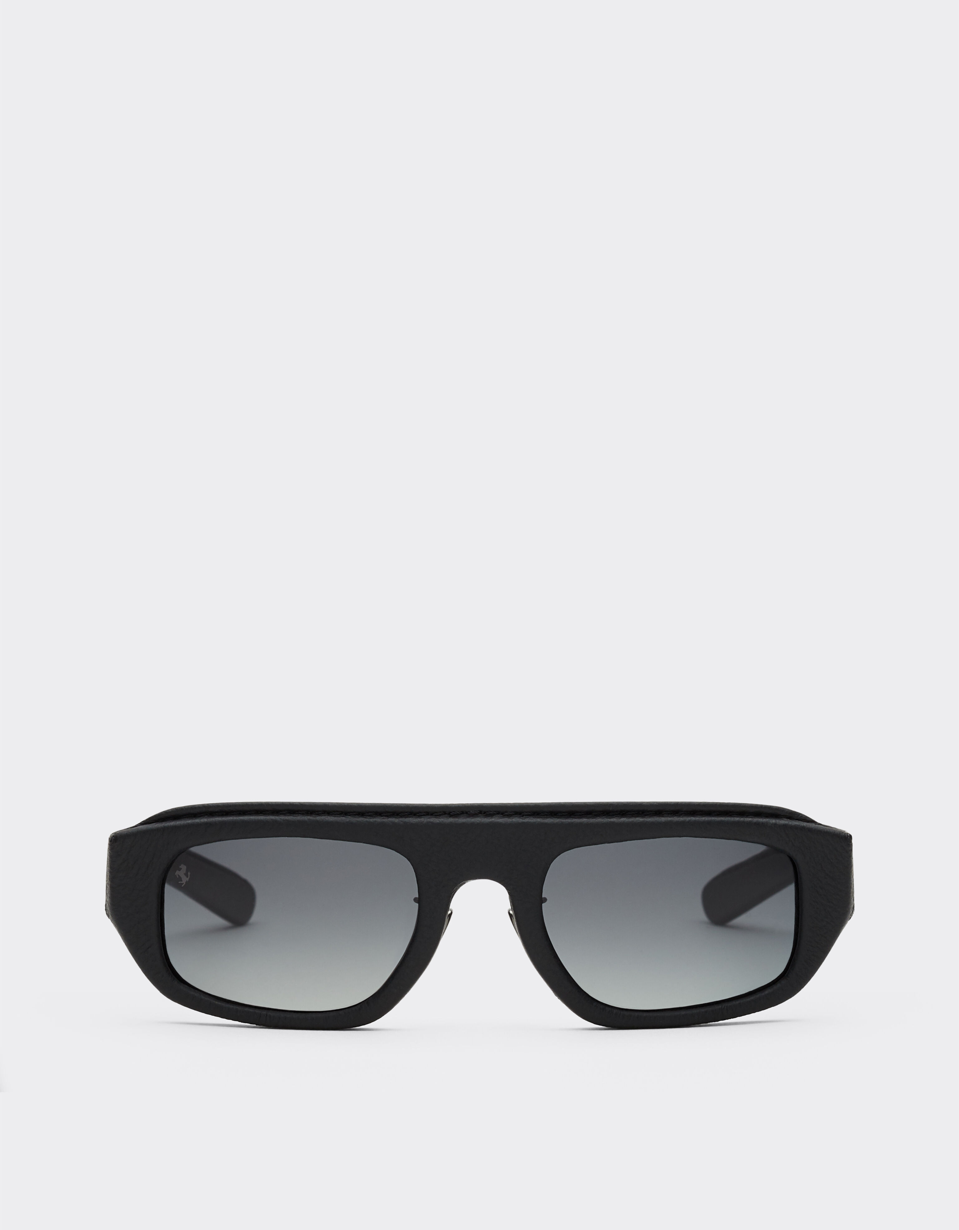 Ferrari Lunettes de soleil Ferrari en acétate et cuir noir avec verres polarisants grisés Noir F1541f