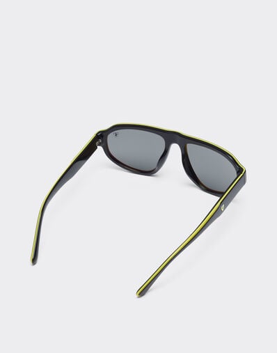 Ferrari Ray-Ban for Scuderia Ferrari 0FZ6027 en acetato negro y amarillo con lentes grises oscuras MULTICOLOR LY0SG1434EXT0001f