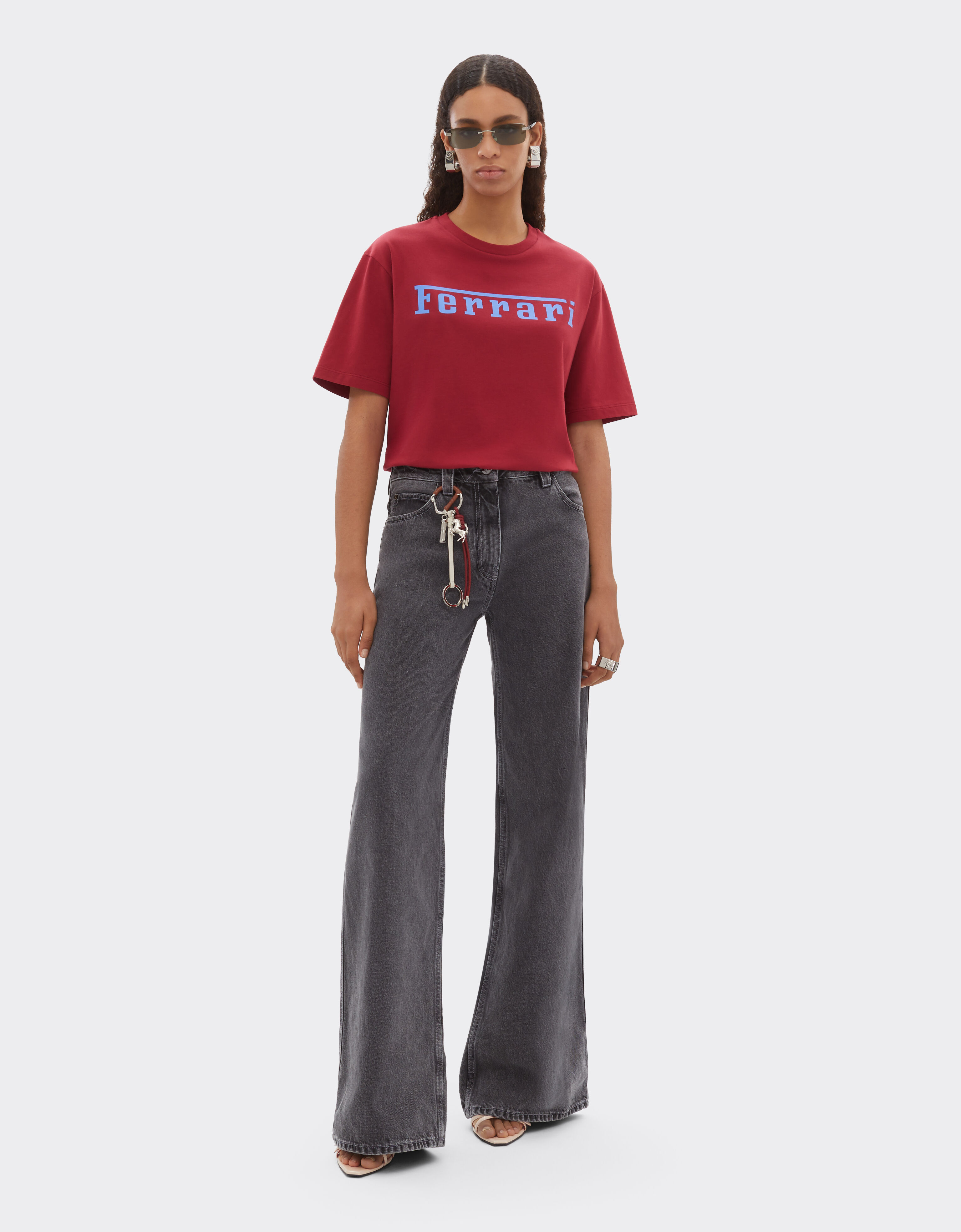 Ferrari Baumwoll-T-Shirt mit Ferrari-Logo Rosso Maison 51037f