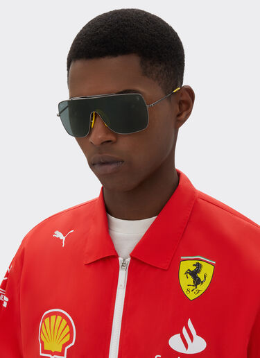 Ferrari Ray-Ban für Scuderia Ferrari RB3697MF in Metall Gewehrlaufgrau mit dunkelgrauen Gläsern Dunkelgrau F1506f