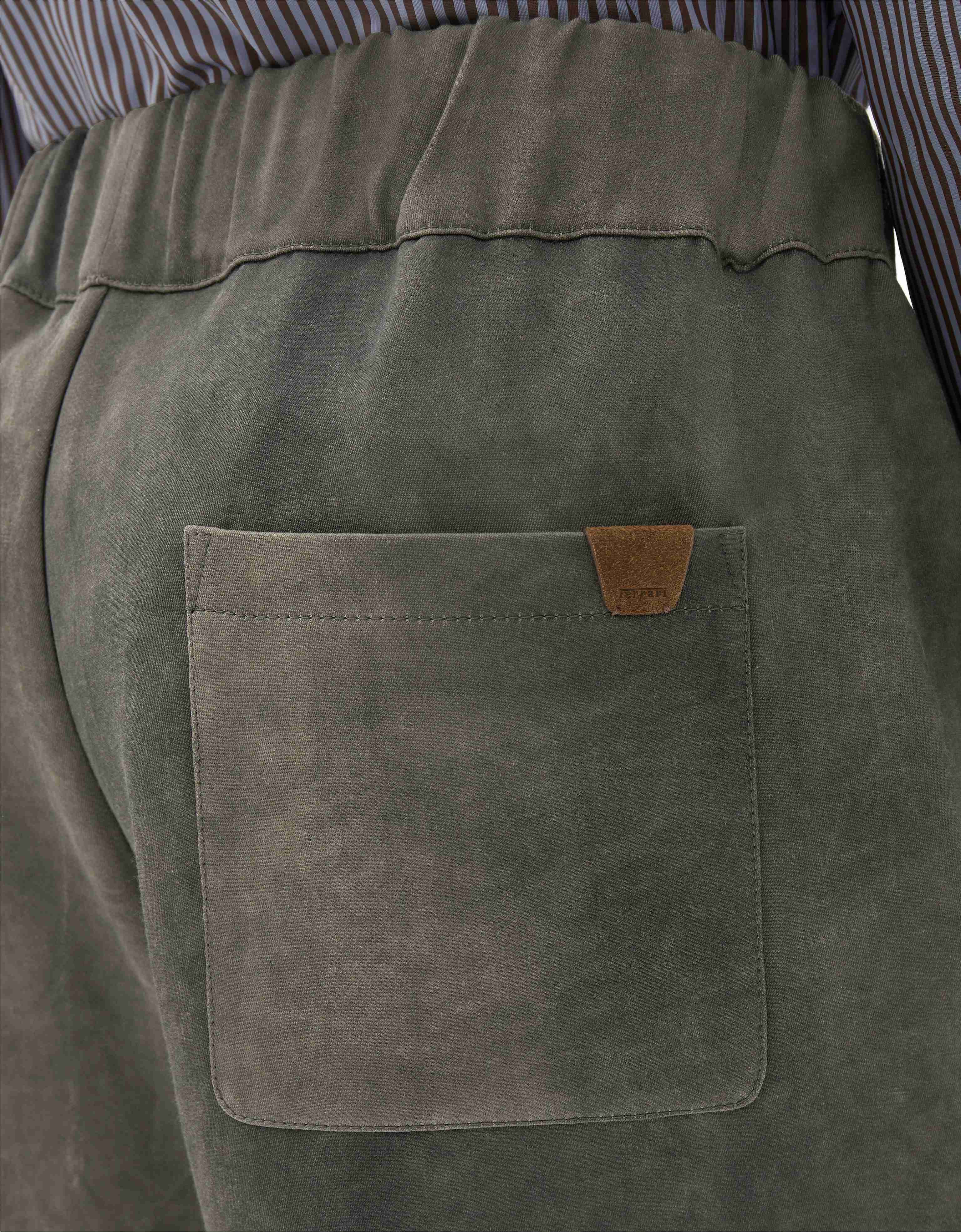 Pantalones cortos de cady con efecto lavado Ferrari Pantalones cortos de cady con efecto lavado Olive green CWMTR0038WVI0005f