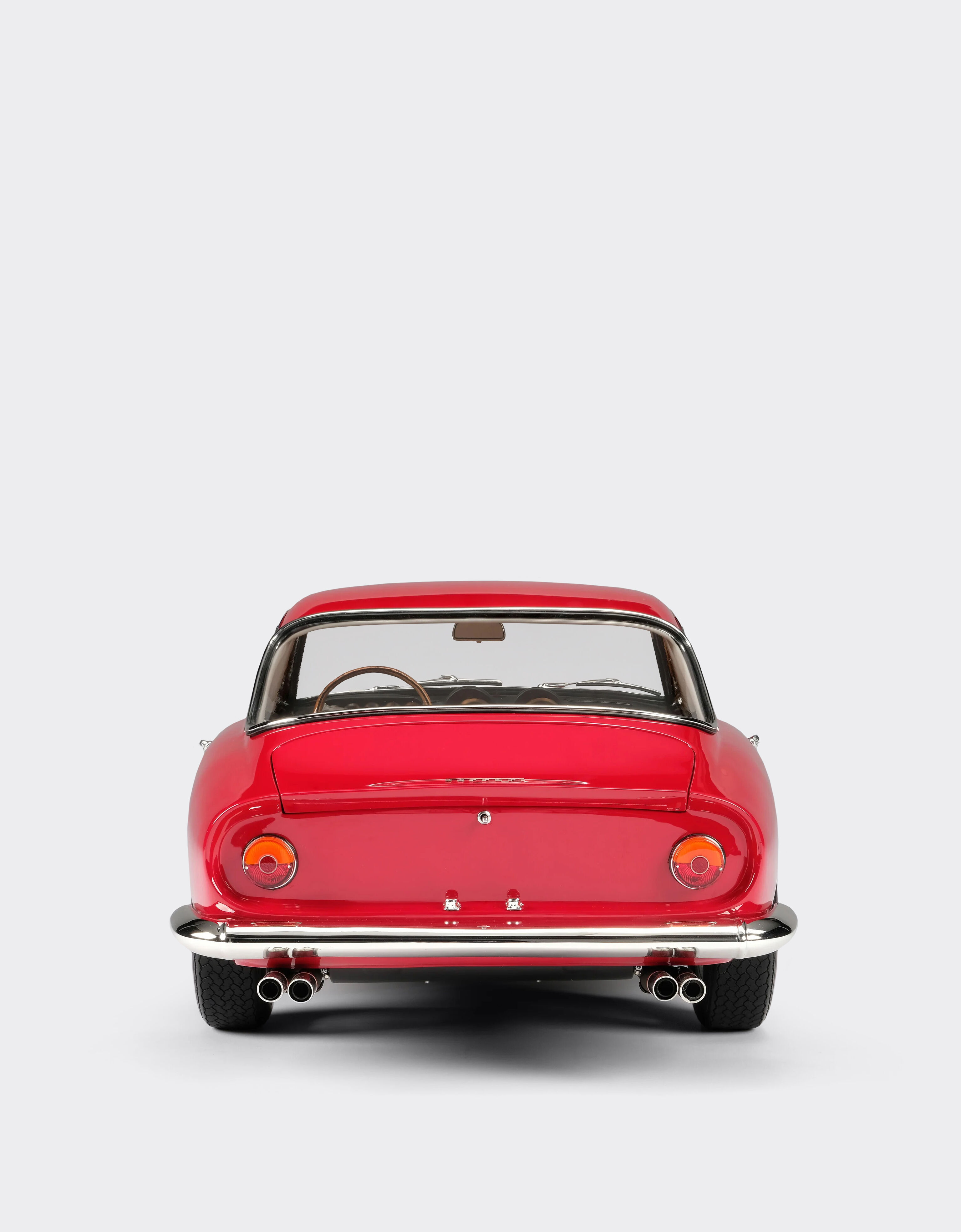Ferrari Ferrari 250 GT SWB Lusso model in 1:8 scale MULTICOLOUR L6330f