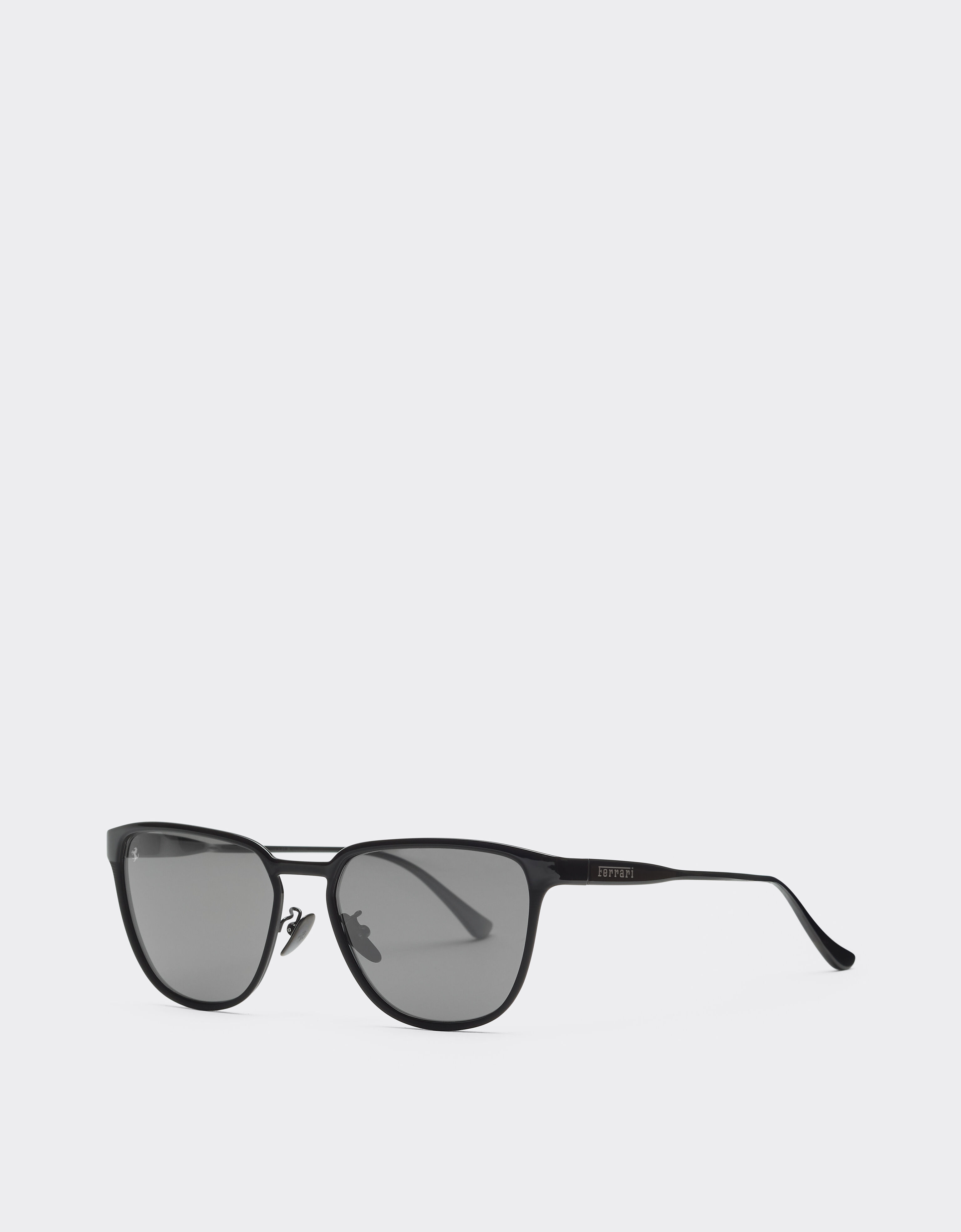 Ferrari Lunettes de soleil Ferrari en métal  noir avec verres noirs cristallins polarisés Black Matt LA0LDf