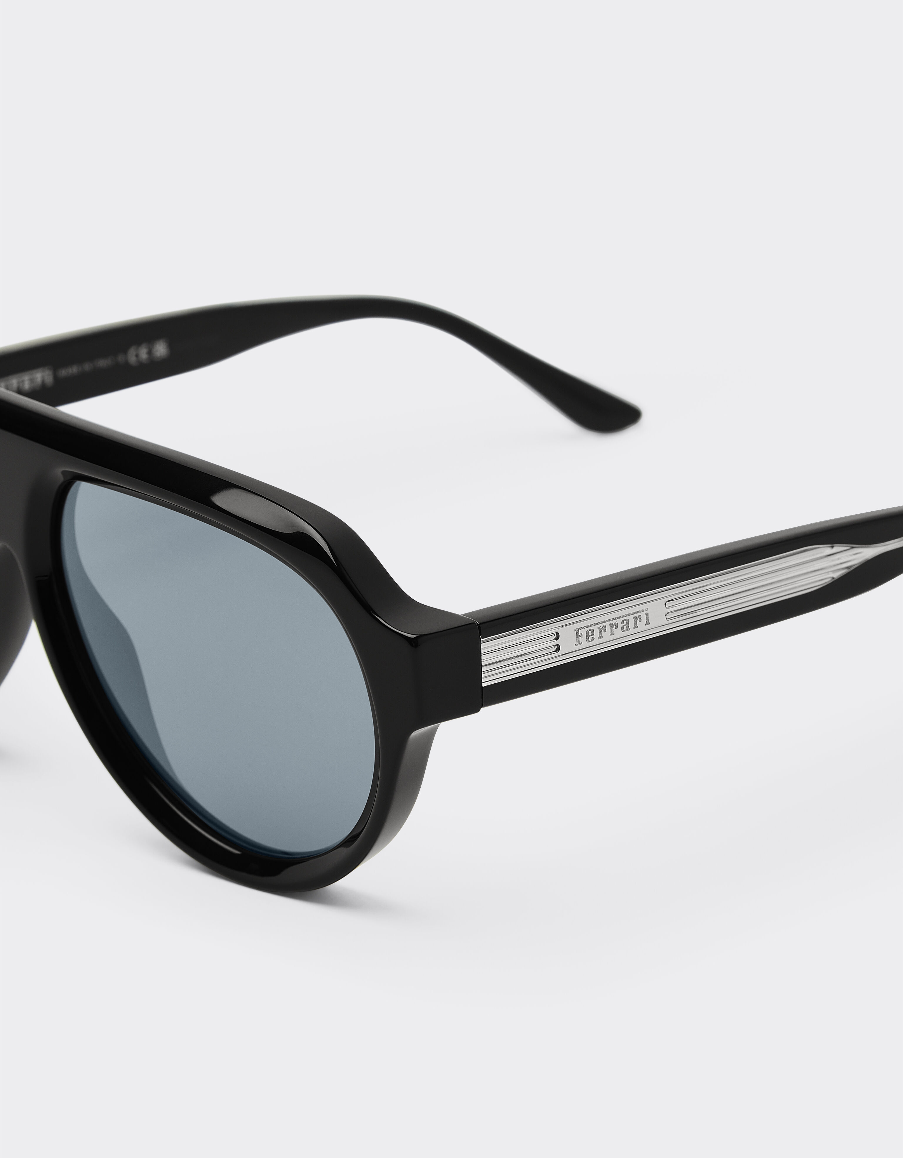 Ferrari Ferrari sunglasses in shiny blackacetate with blue lenses Black LA0ETf