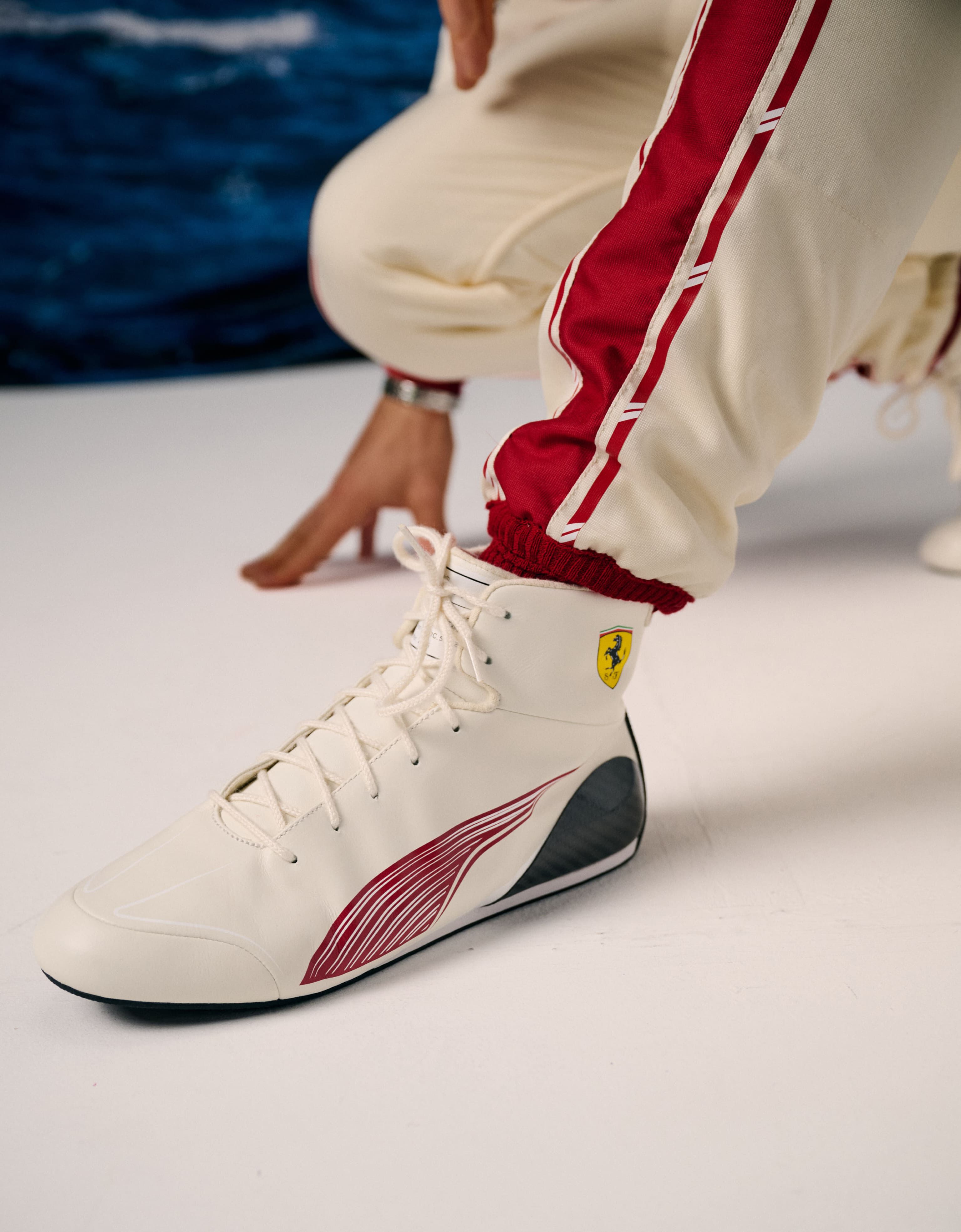ルクレール Speedcat Pro スニーカー Puma x モナコGP | Ferrari®