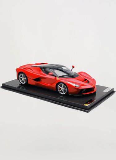 LaFerrari model in 1:8 scale Ferrari LaFerrari model in 1:8 scale Black L2993f