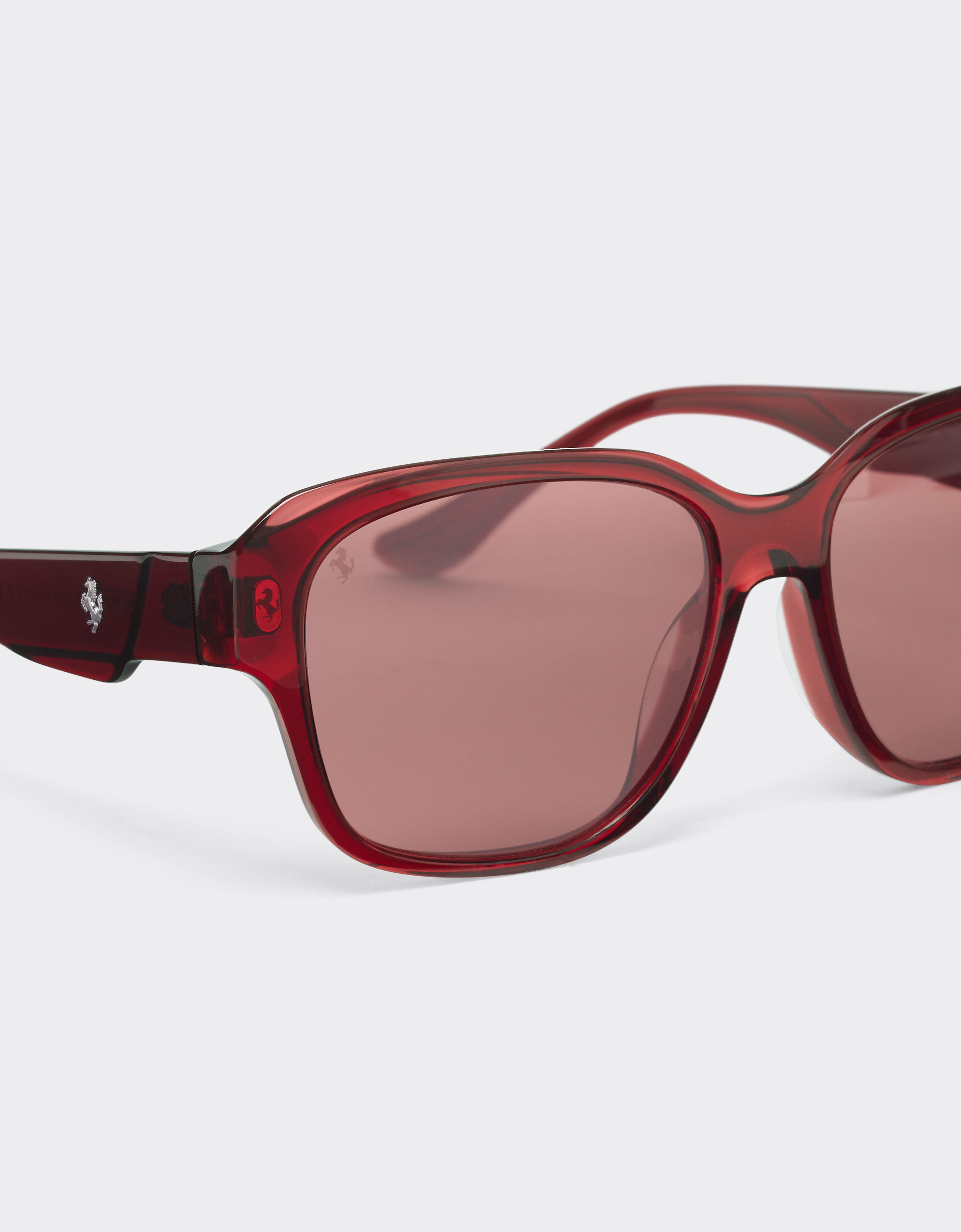 Ferrari Ferrari sunglasses in transparent burgundy acetate with polarised purple lenses Burgundy LA02Nf