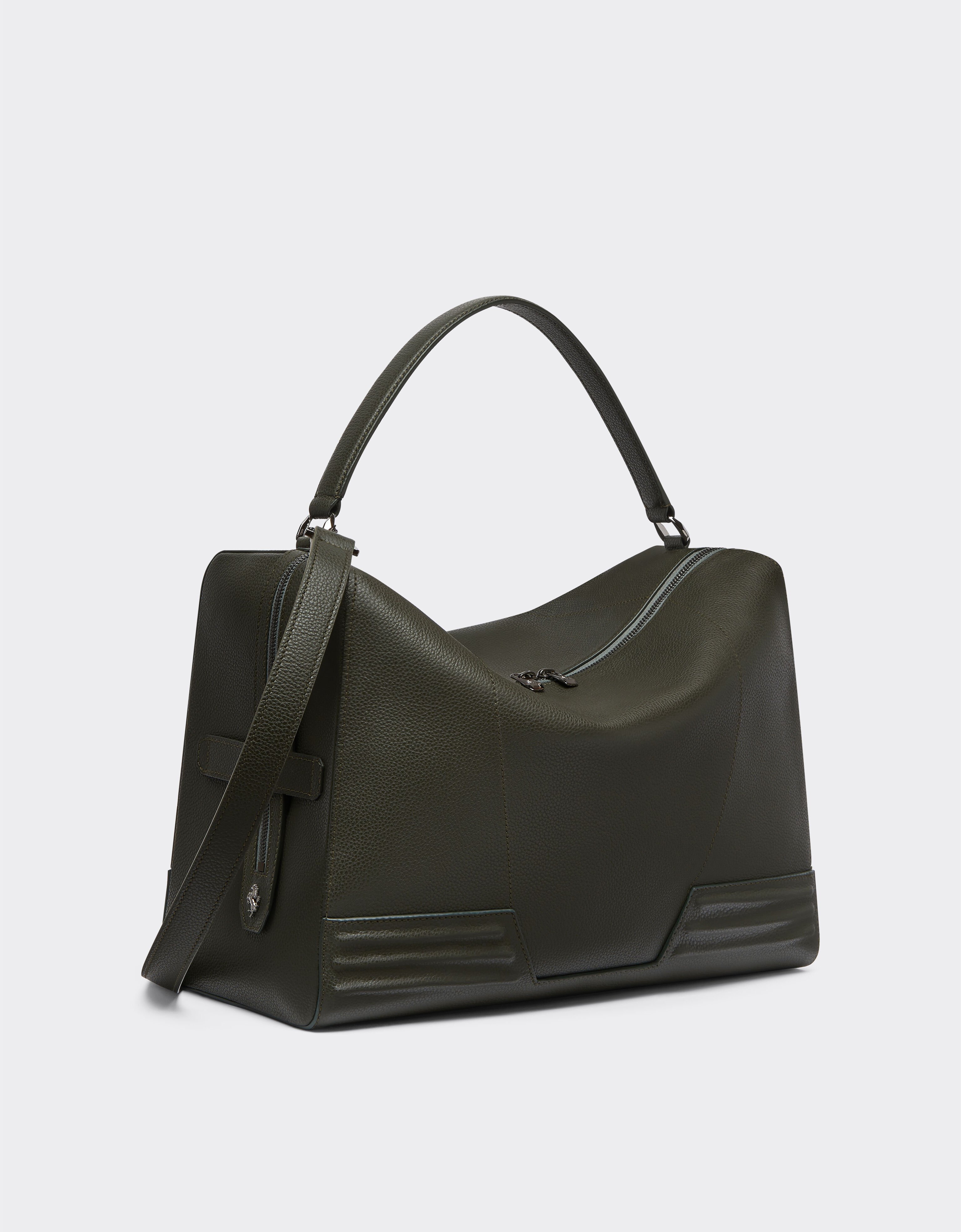 Ferrari Borsa duffle in pelle martellata Verde Militare 21371f