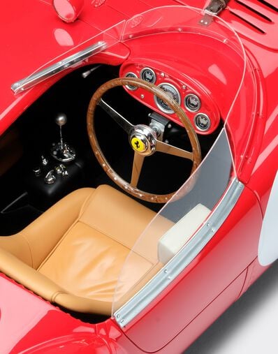 Ferrari Ferrari 375 Plus 1st Le Mans model in 1:8 scale Red L5241f