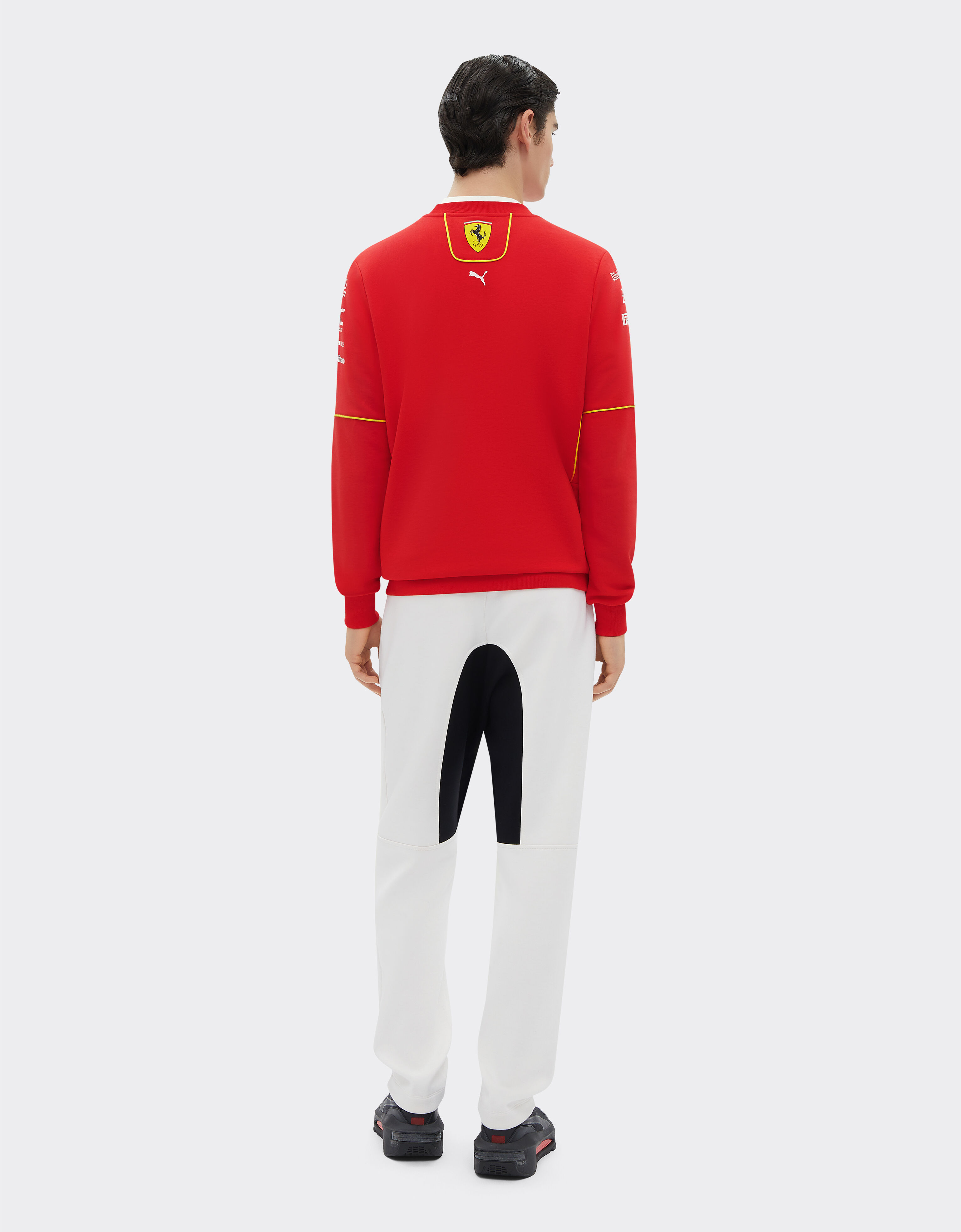 Abbigliamento ferrari store