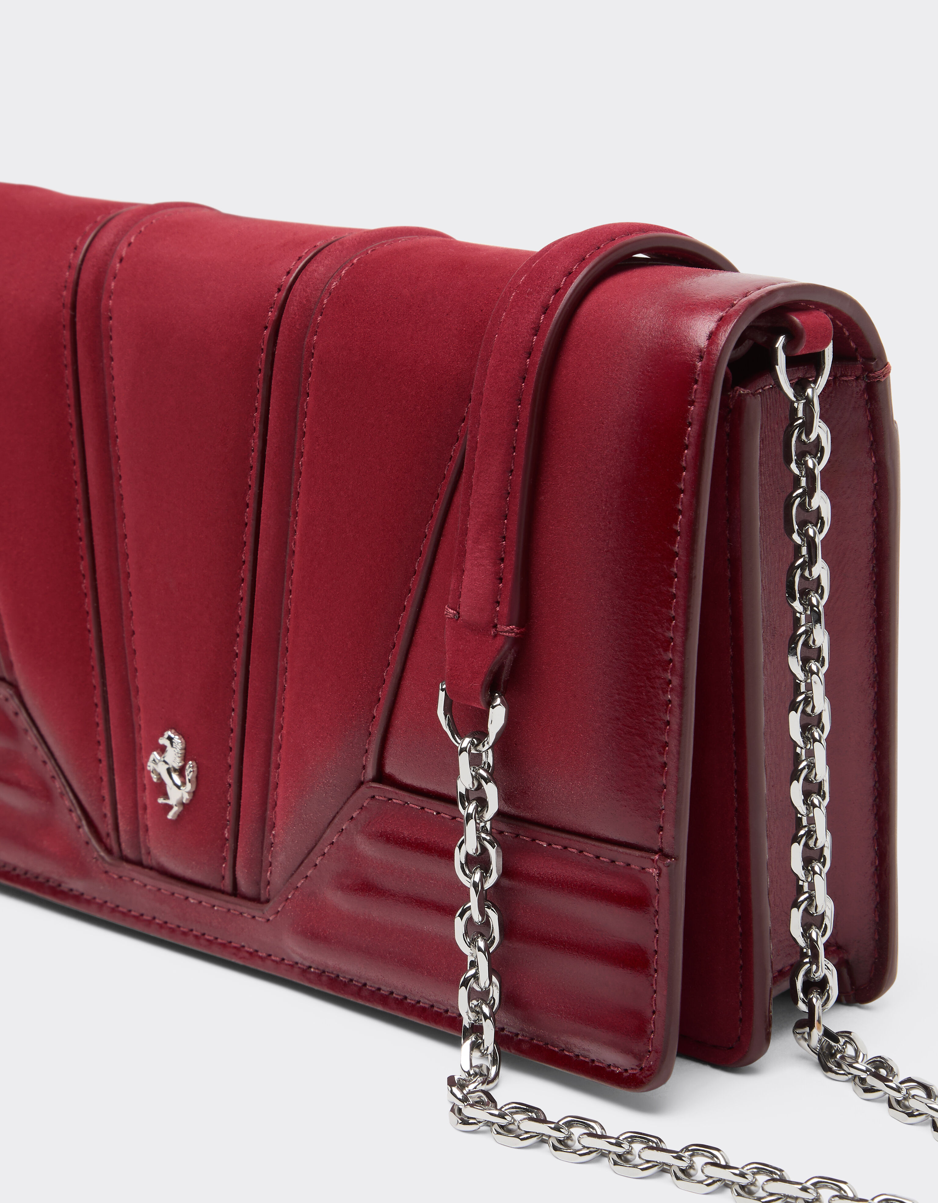 Ferrari  Ferrari GT wallet in shaded nubuck with chain shoulder strap Maison Red 50395f