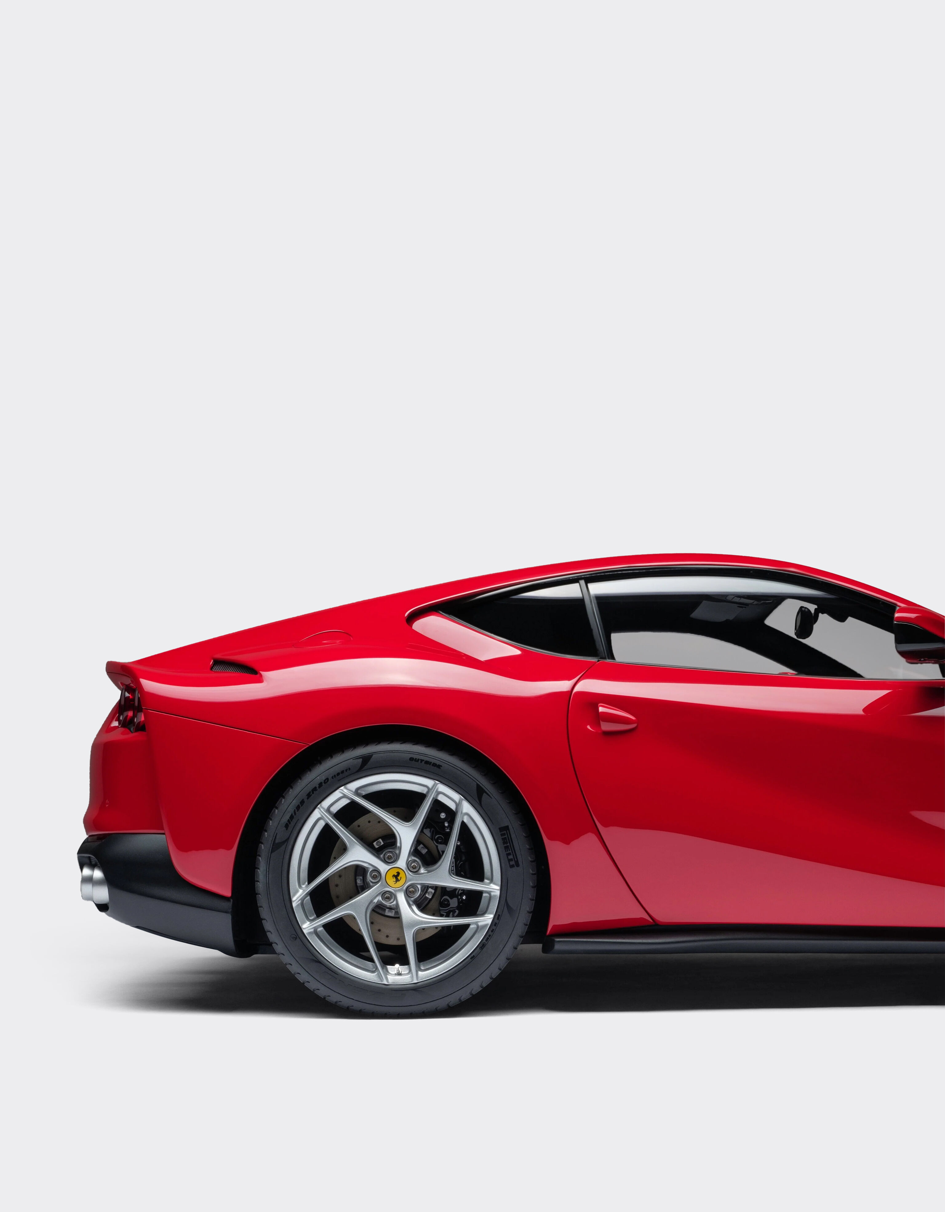 Ferrari Modèle Ferrari 812 Superfast à l’échelle 1/8 MULTICOLORE L7600f