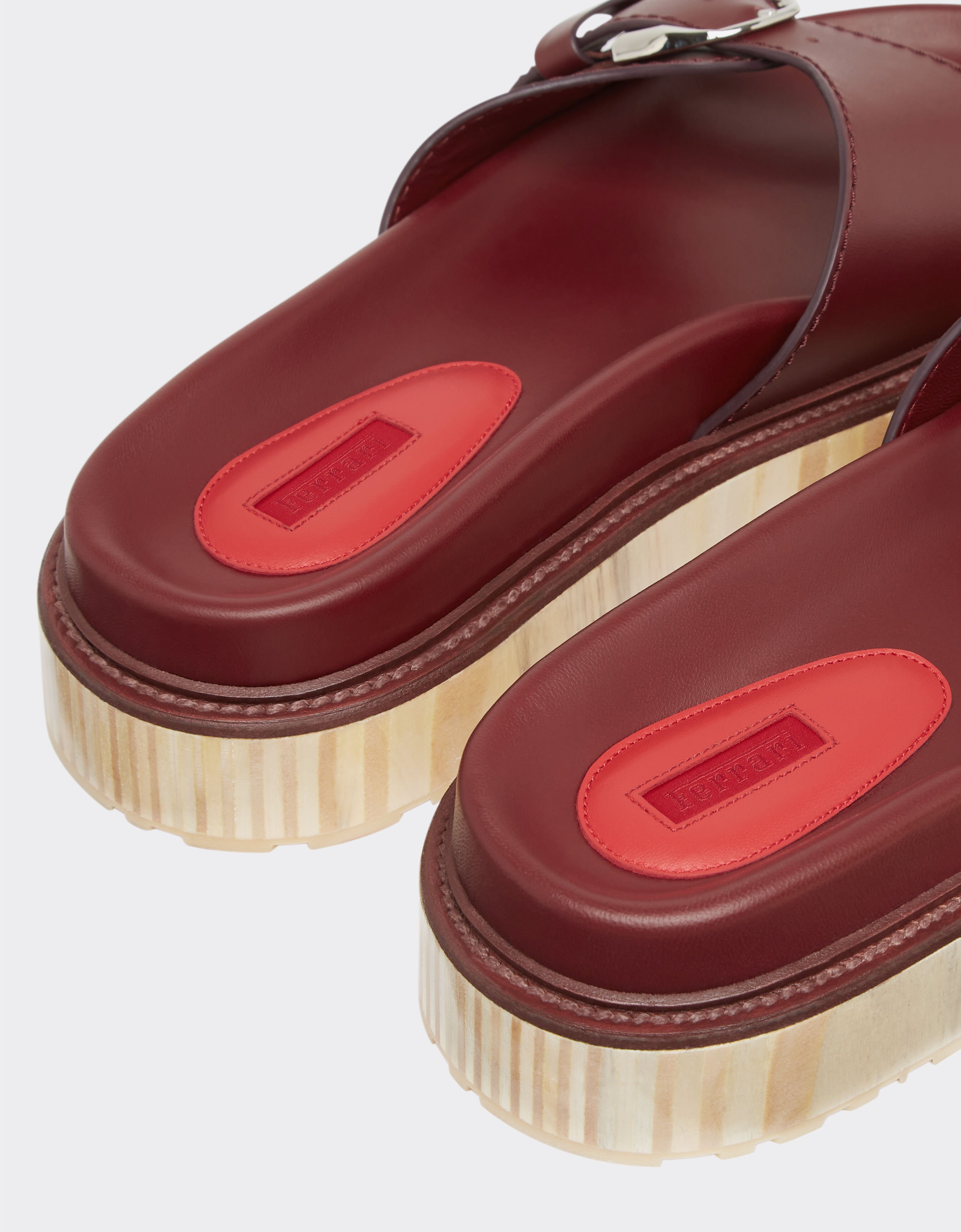 Ferrari Coulisseau en cuir avec semelle en bois Rouge Maison 22132f