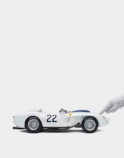 Ferrari Miniatura Ferrari 250 TR 1958 Lucybelle II Le Mans a escala 1:8 MULTICOLOR L4061f