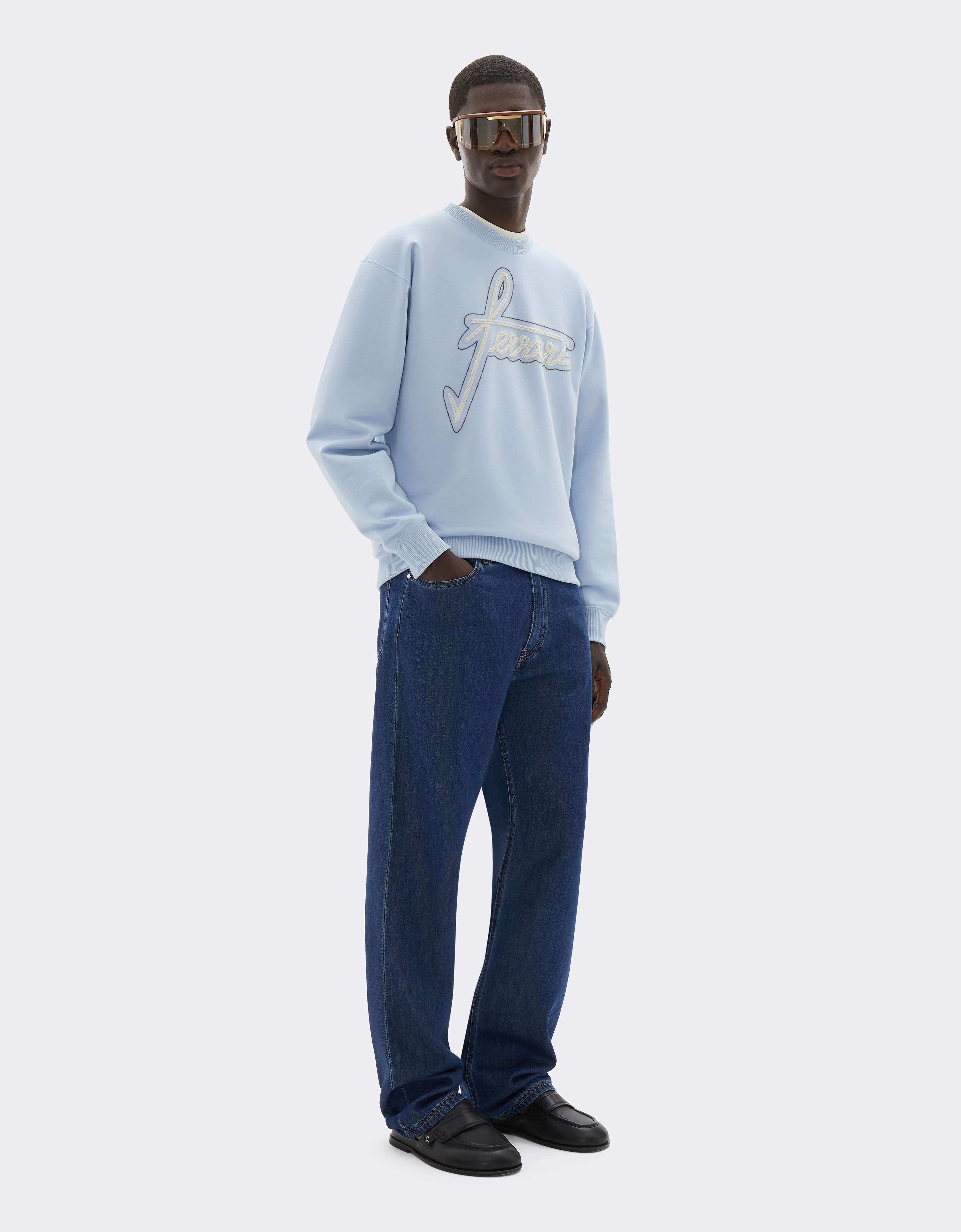 Sudadera de cuello redondo con bordado Ferrari Ferrari Sudadera de cuello redondo con bordado Ferrari Powder Blue CJMSW0036JCO0046f