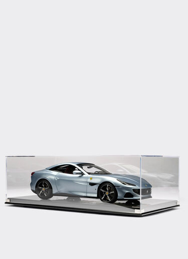 Ferrari Ferrari Portofino M 1:8 scale model Blu Scozia F0575f