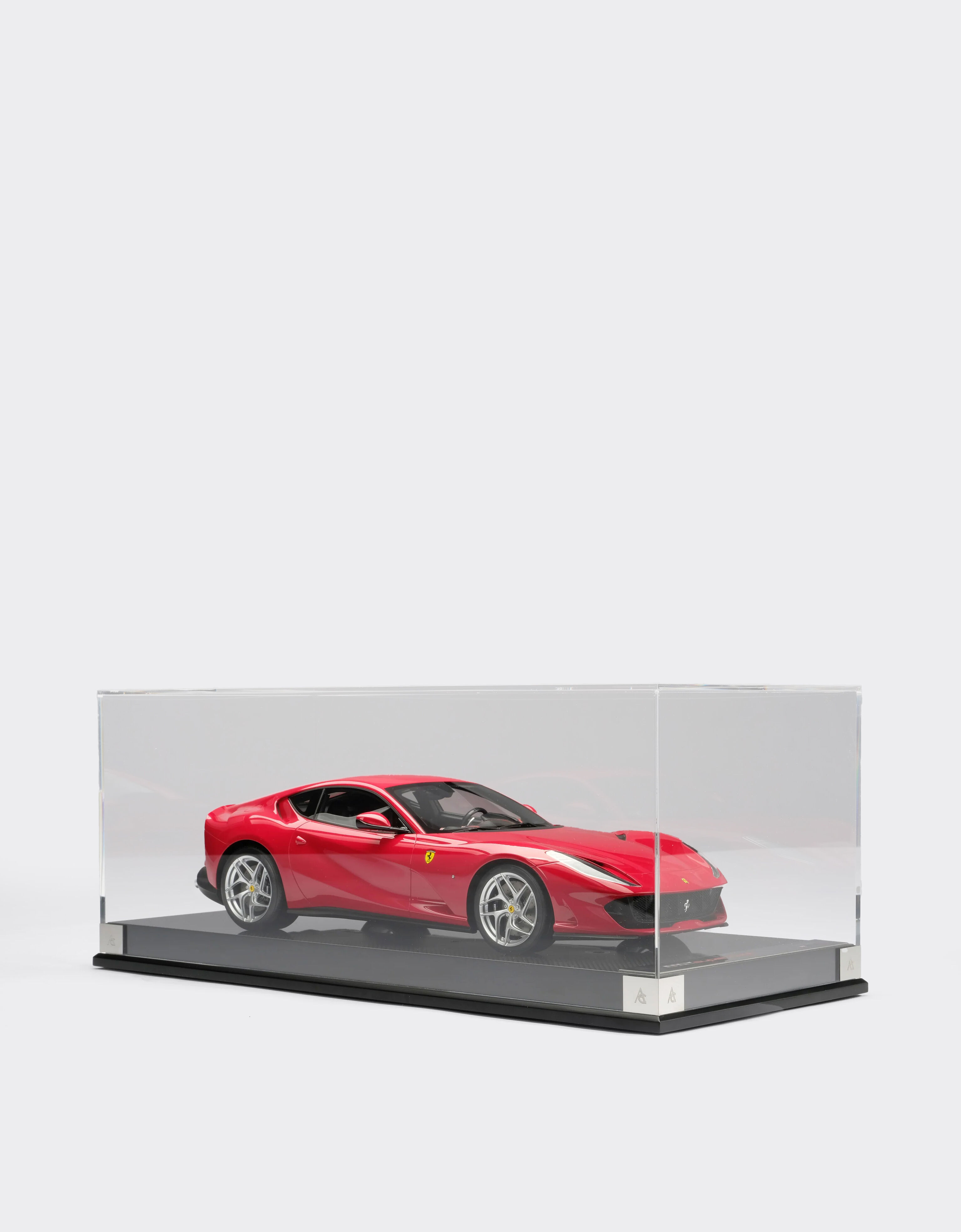 Ferrari Modelo Ferrari 812 Modelo Superfast a escala 1:12 Rojo F0071f
