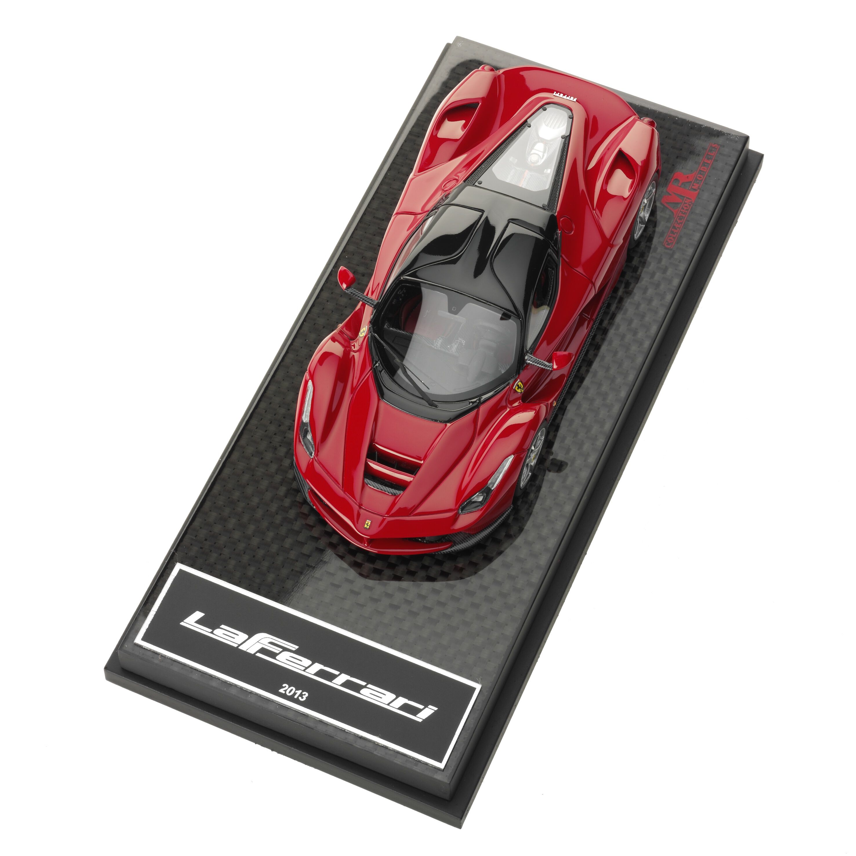 Ferrari LaFerrari model in 1:43 scale Red 13948f
