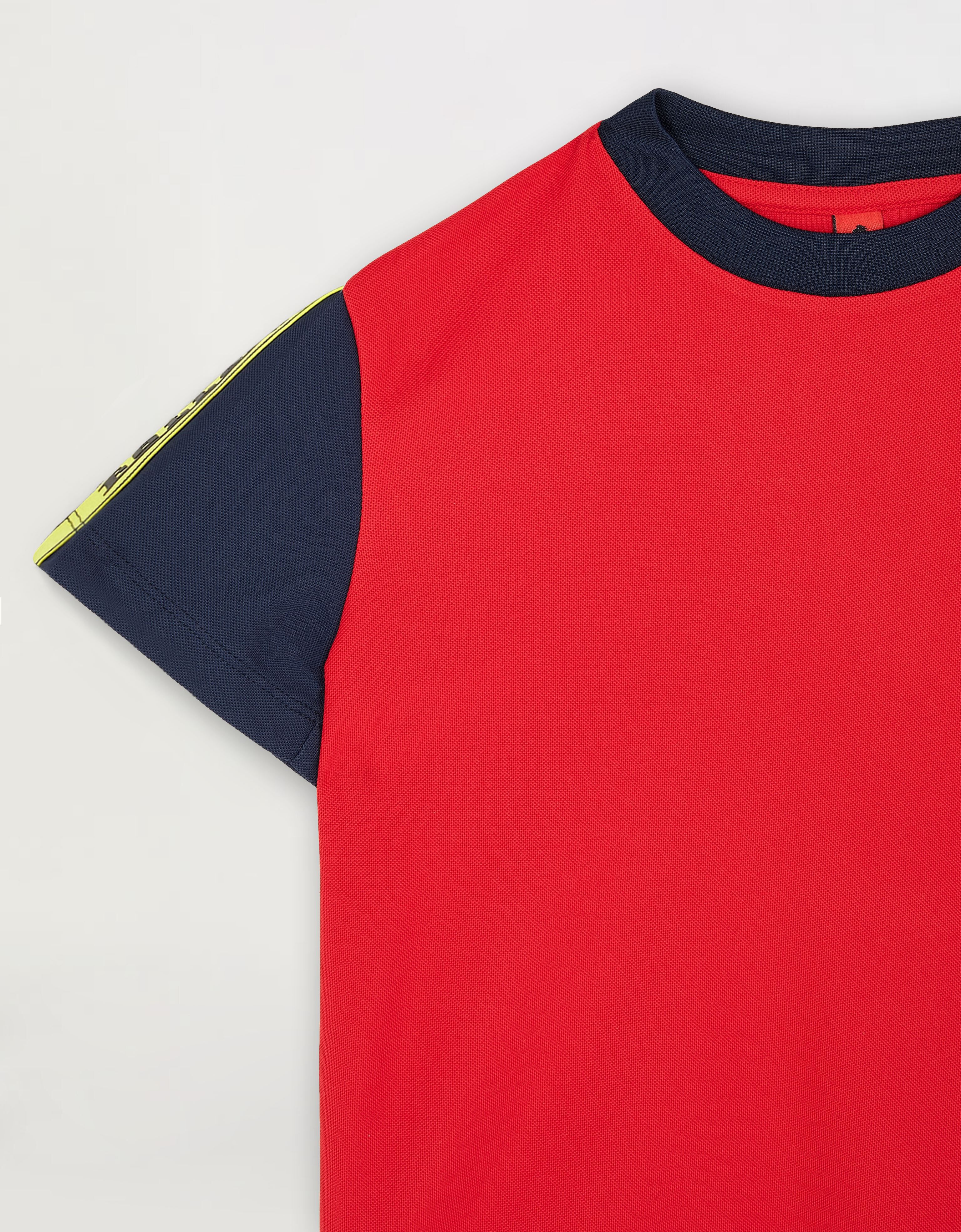 Ferrari Boys’ T-shirt in recycled technical piqué with Ferrari tape Rosso Corsa 红色 47252fK