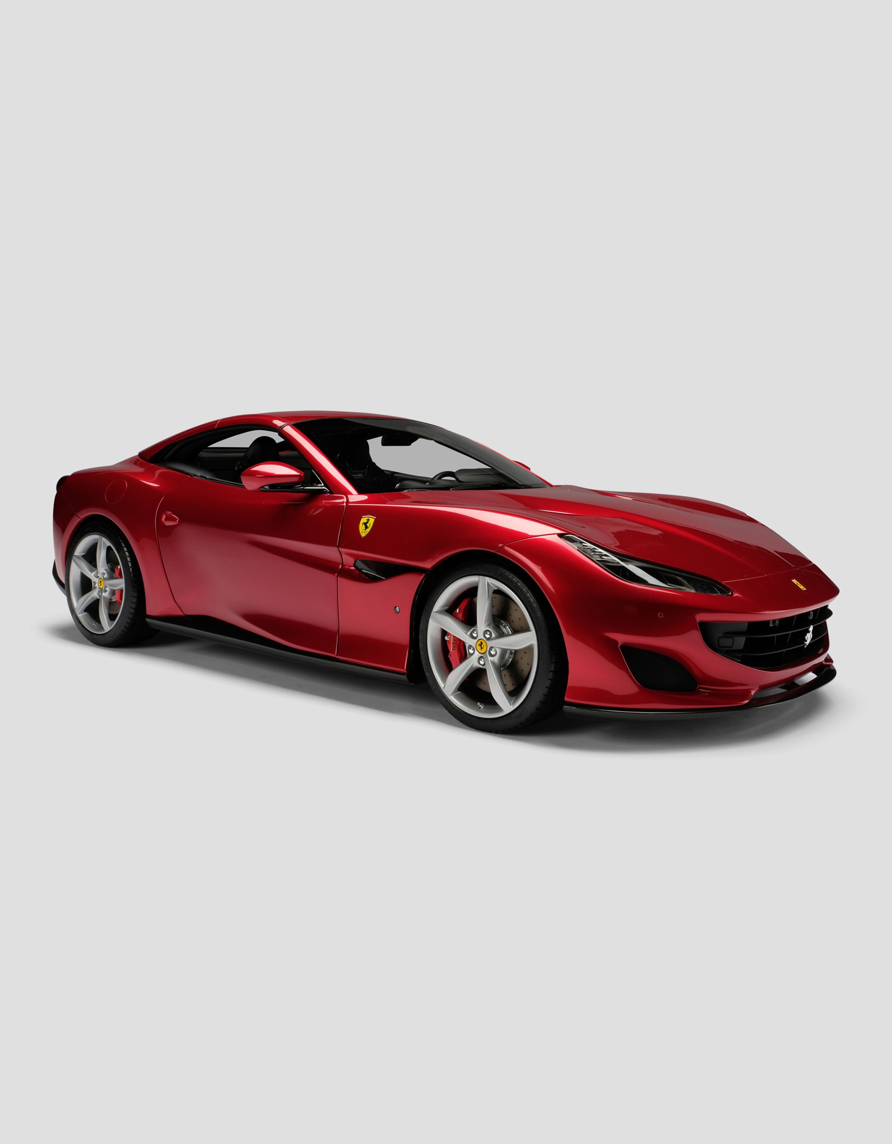 Ferrari Ferrari Portofino model in 1:8 scale Red L7816f
