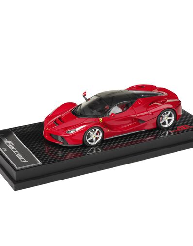 Ferrari LaFerrari model in 1:43 scale Red 13948f