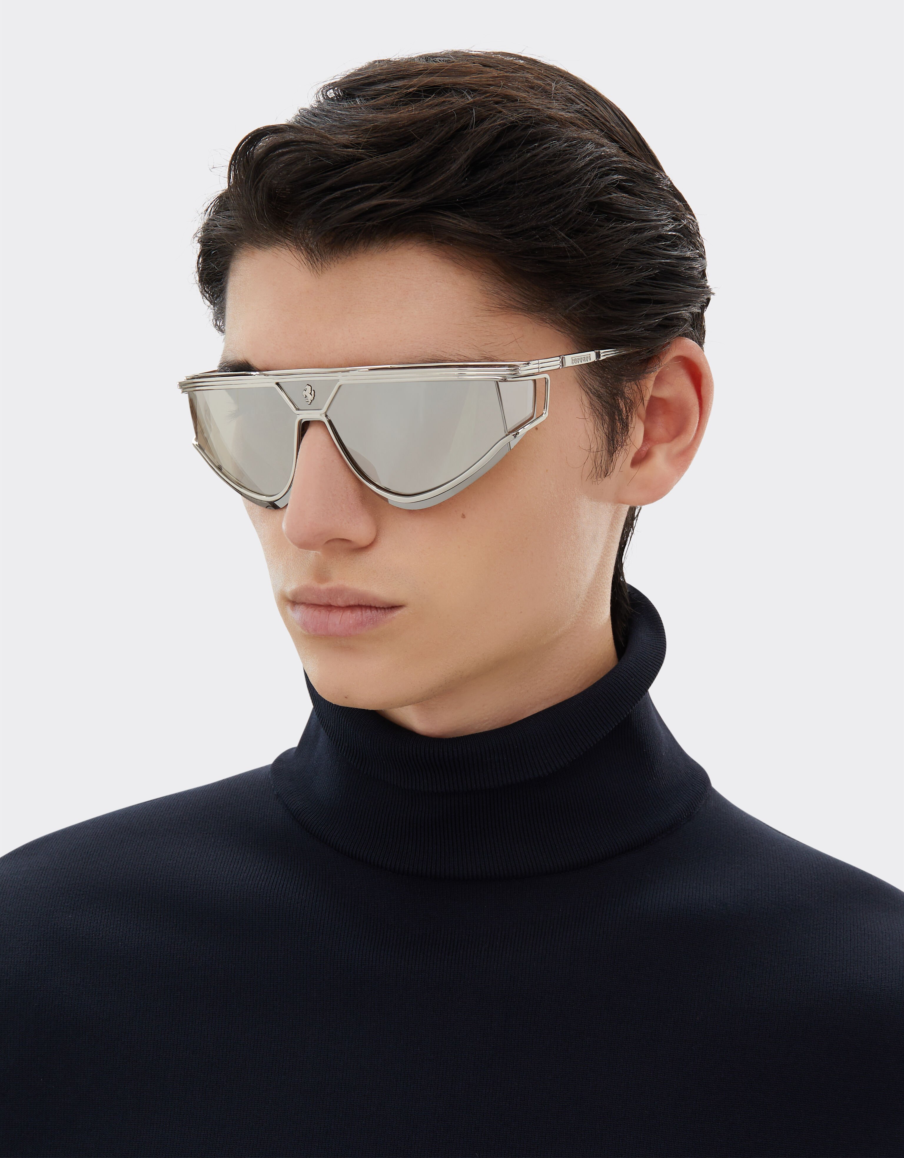 Ferrari Lunettes de soleil Ferrari Limited Edition en métal satiné avec monture argentée réfléchissante Argent F1579f