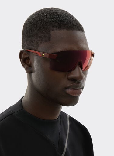 Ferrari Ray-Ban for Scuderia Ferrari 0FZ6024 en material inyectado con lente gris oscuro espejado rojo/amarillo Rosso LY0SG1424EXT0001f
