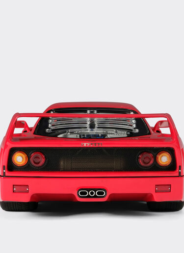 Ferrari 1:18 scale model F40 Red F0112f
