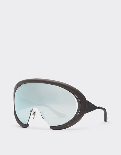Ferrari Gafas de sol Ferrari en metal cepillado color alquitrán antiguo y piel marrón oscuro con máscara plateada espejada Marrone Scuro LA0LMf