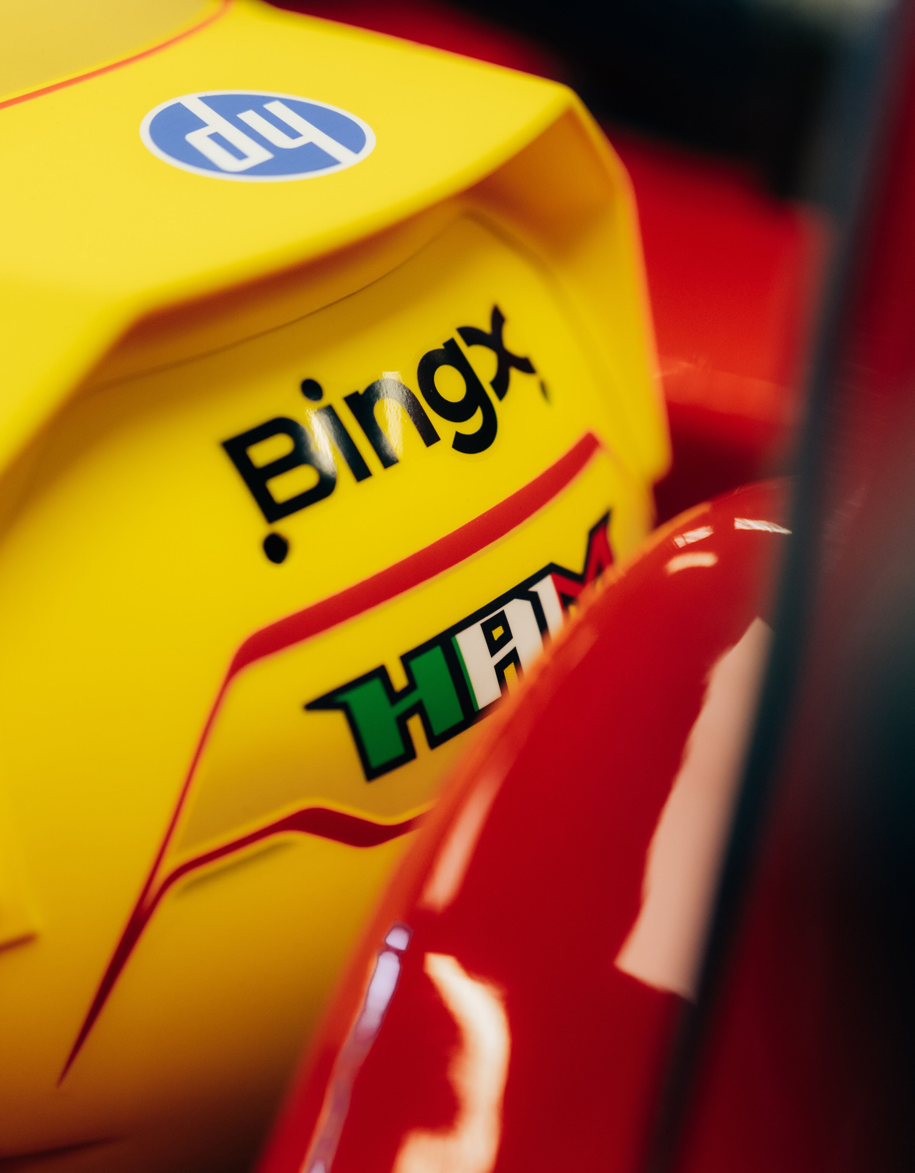 Lewis Hamilton Monza Special Edition 2026 Limited Edition Mini Helmet, 1:2 scale Ferrari Lewis Hamilton Monza Special Edition 2026 Limited Edition Mini Helmet, 1:2 scale Multicolore LO0R2675EXT0001f