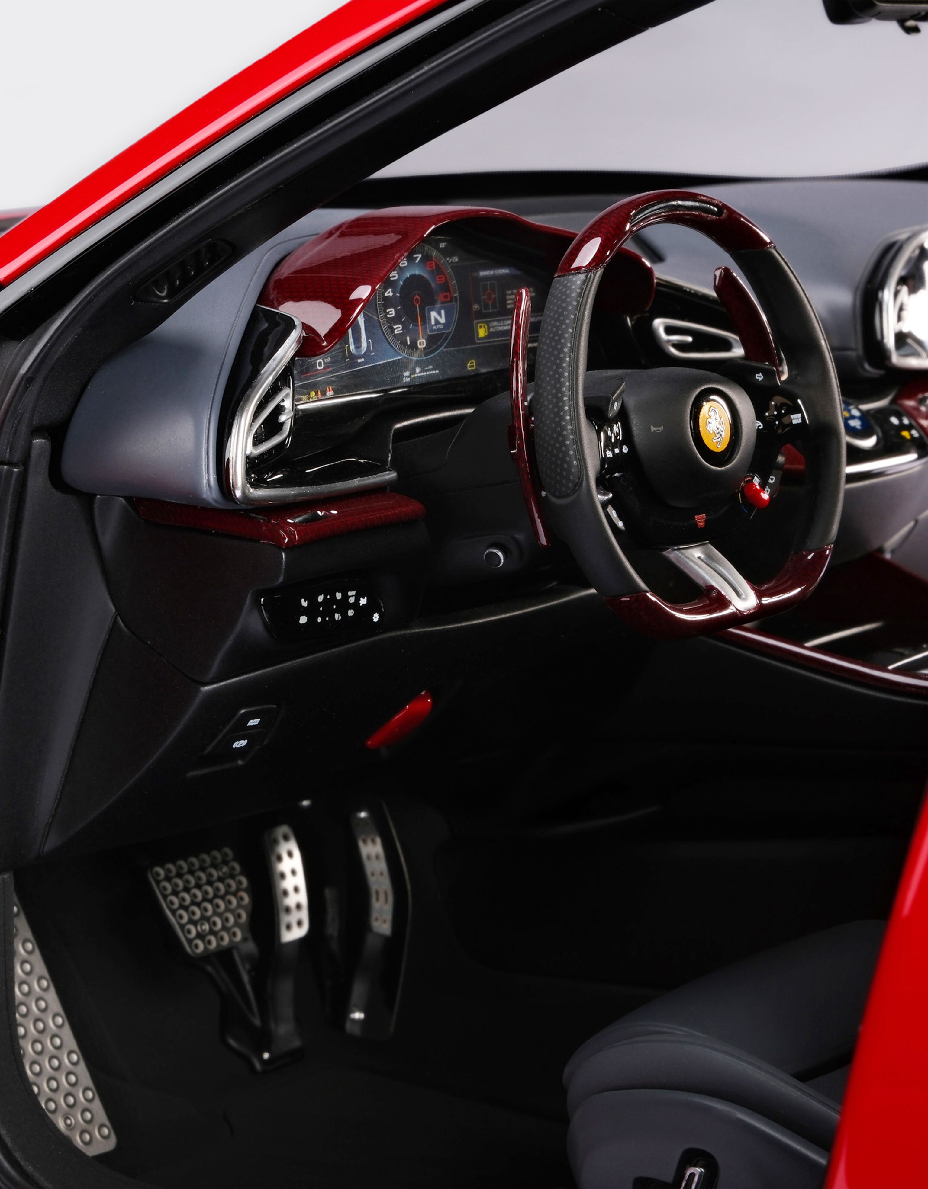 Ferrari Ferrari Purosangue-Modell im Maßstab 1:8 Rot F0890f