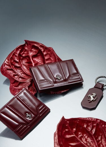Leather keychain with prancing horse Ferrari Leather keychain with prancing horse Cherry 49240f