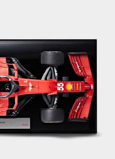 Ferrari 1:18 scale model SF21 Sainz Red F0400f