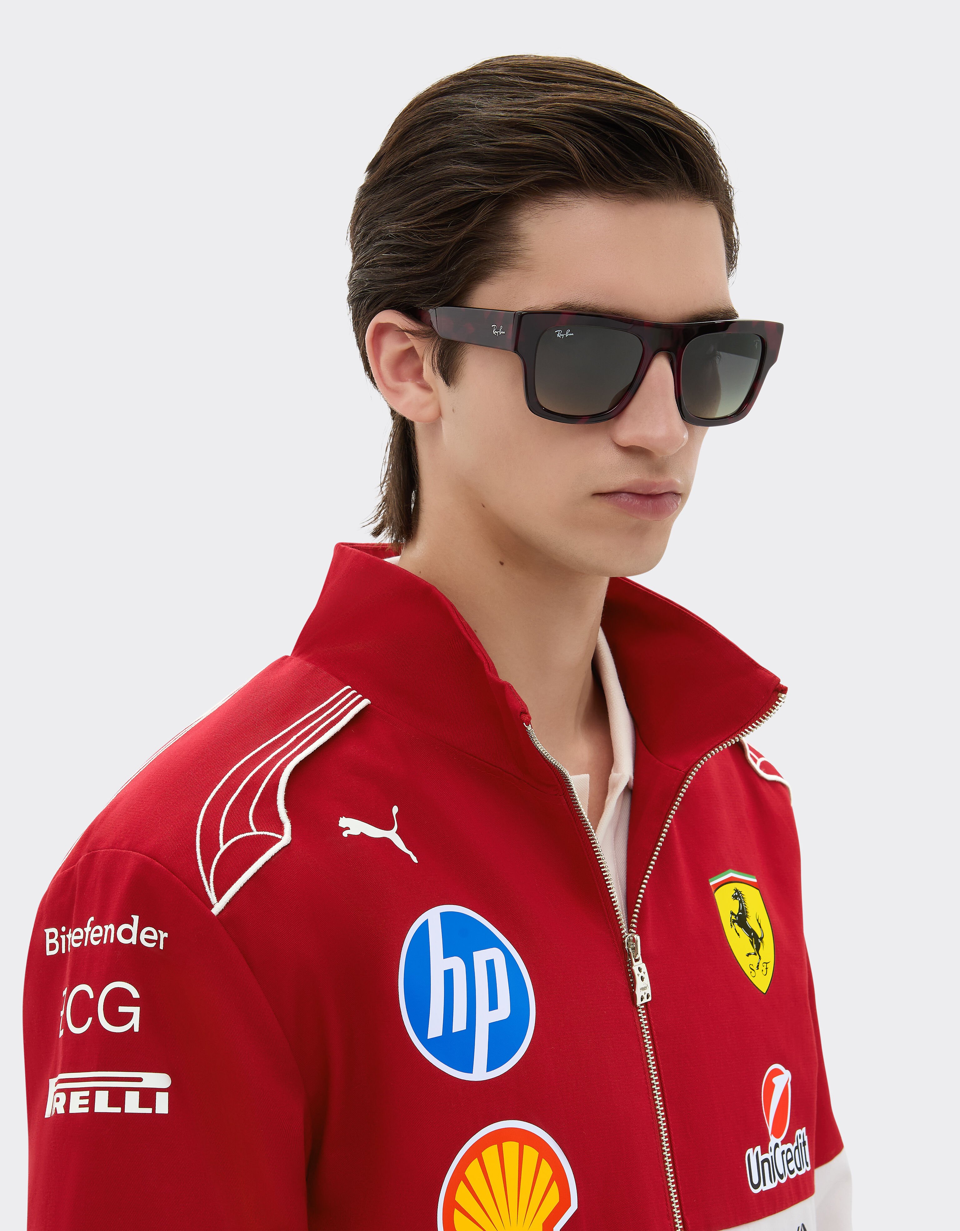 Ferrari Ray-Ban für Scuderia Ferrari RB2217M aus havannaroten Acetat mit grauen Verlaufsgläsern Rosso Corsa LA013f